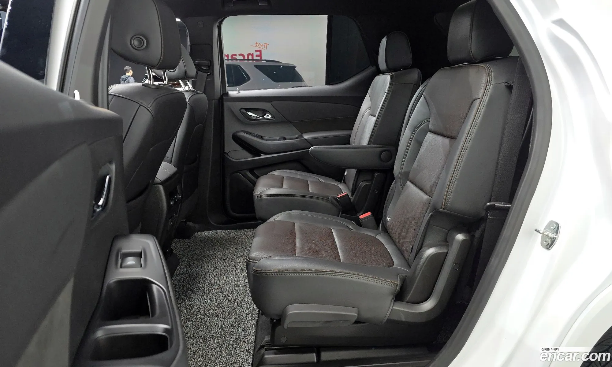 Chevrolet (GM Daewoo) Traverse 2022 — 29