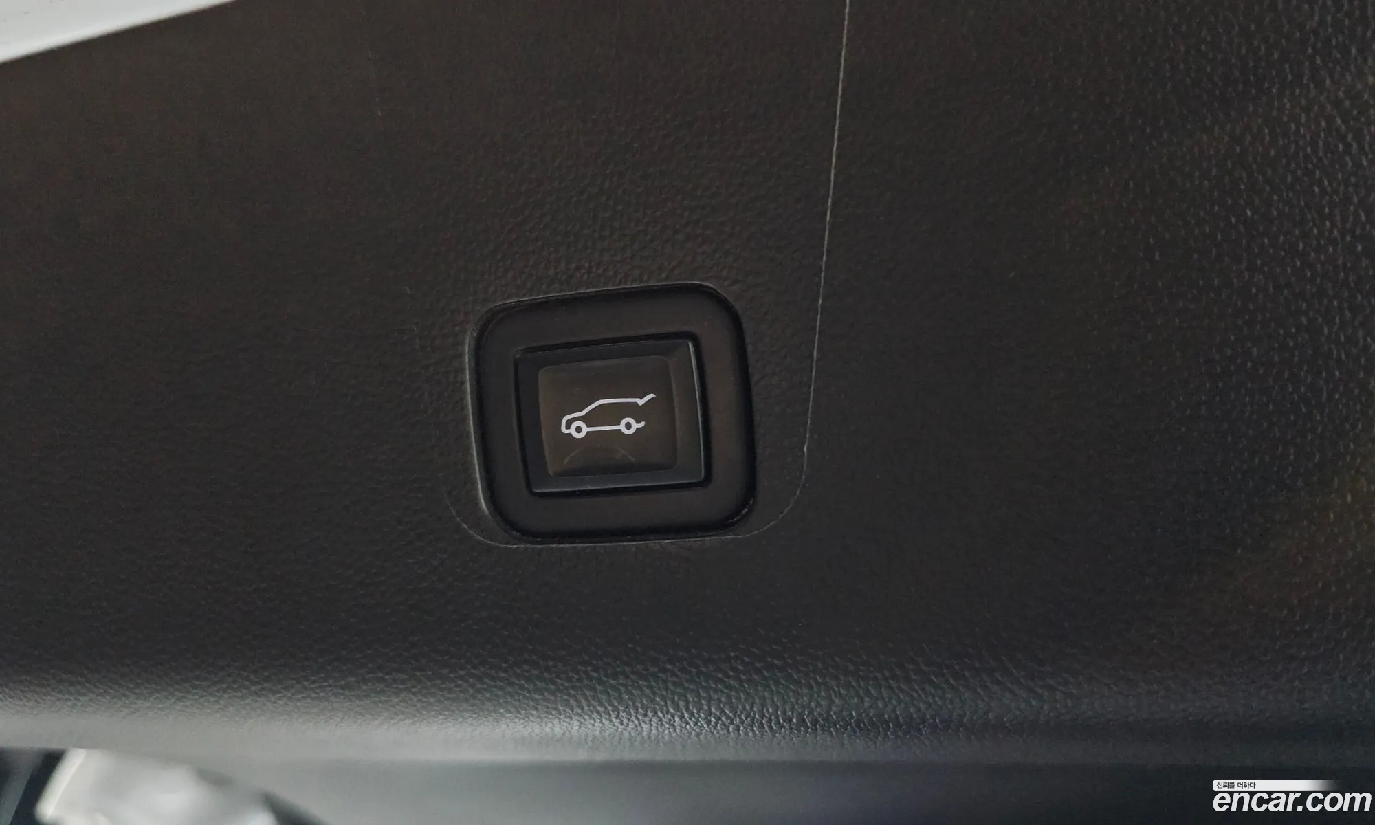 Chevrolet (GM Daewoo) Traverse 2022 — 25