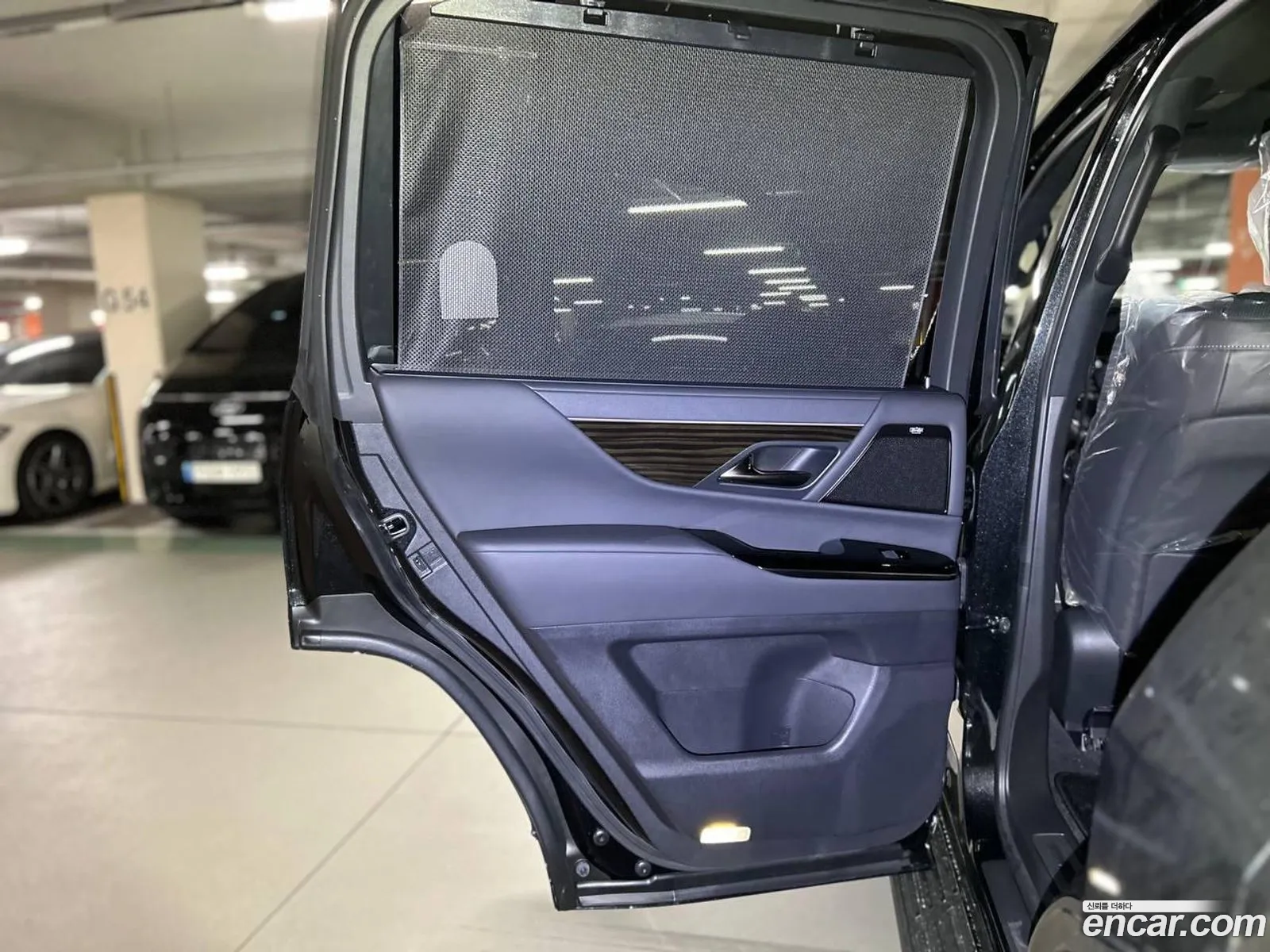 Lexus LX 2025 — 10