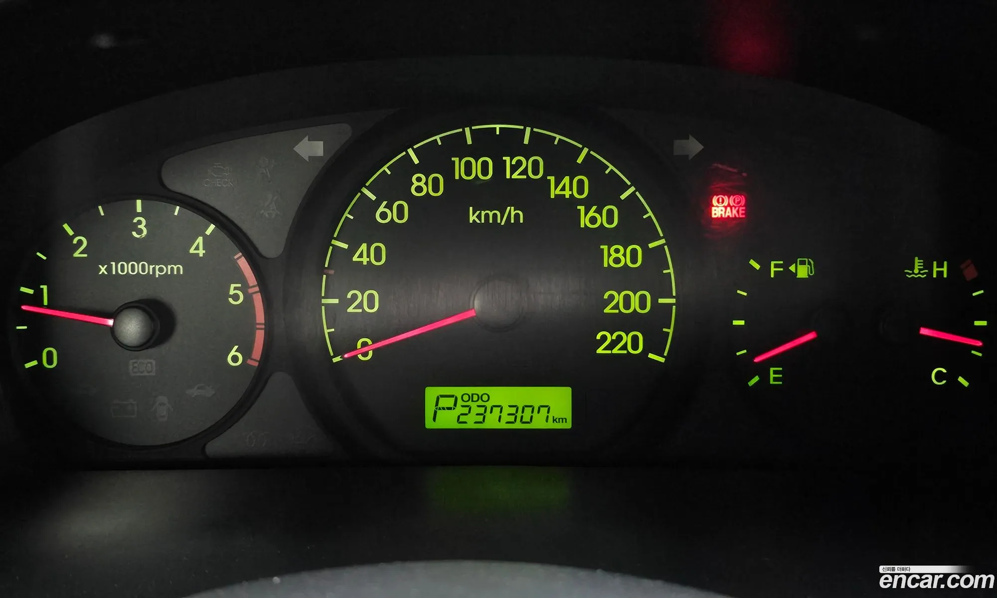Hyundai Grand Starex 2014 — 10