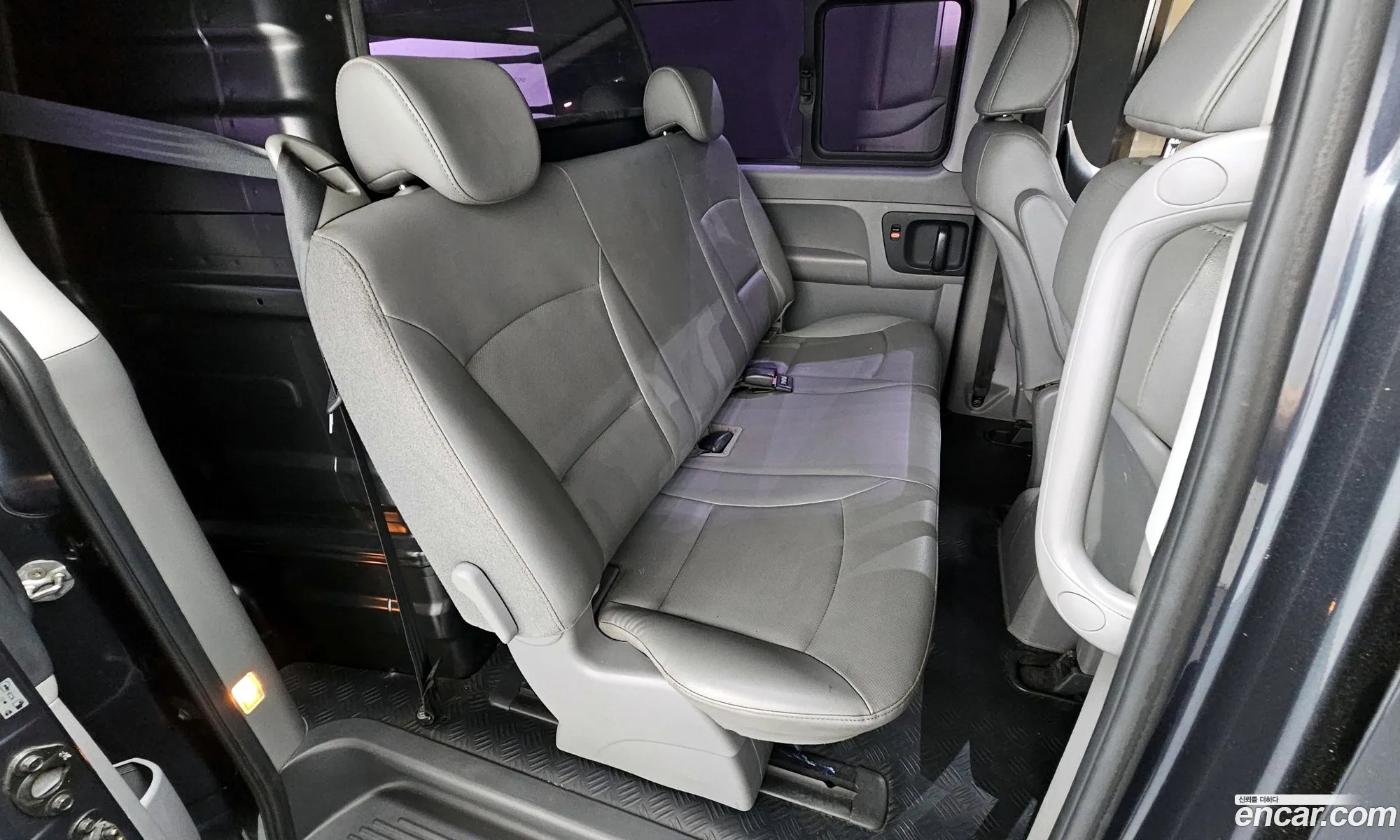 Hyundai Grand Starex 2014 — 13