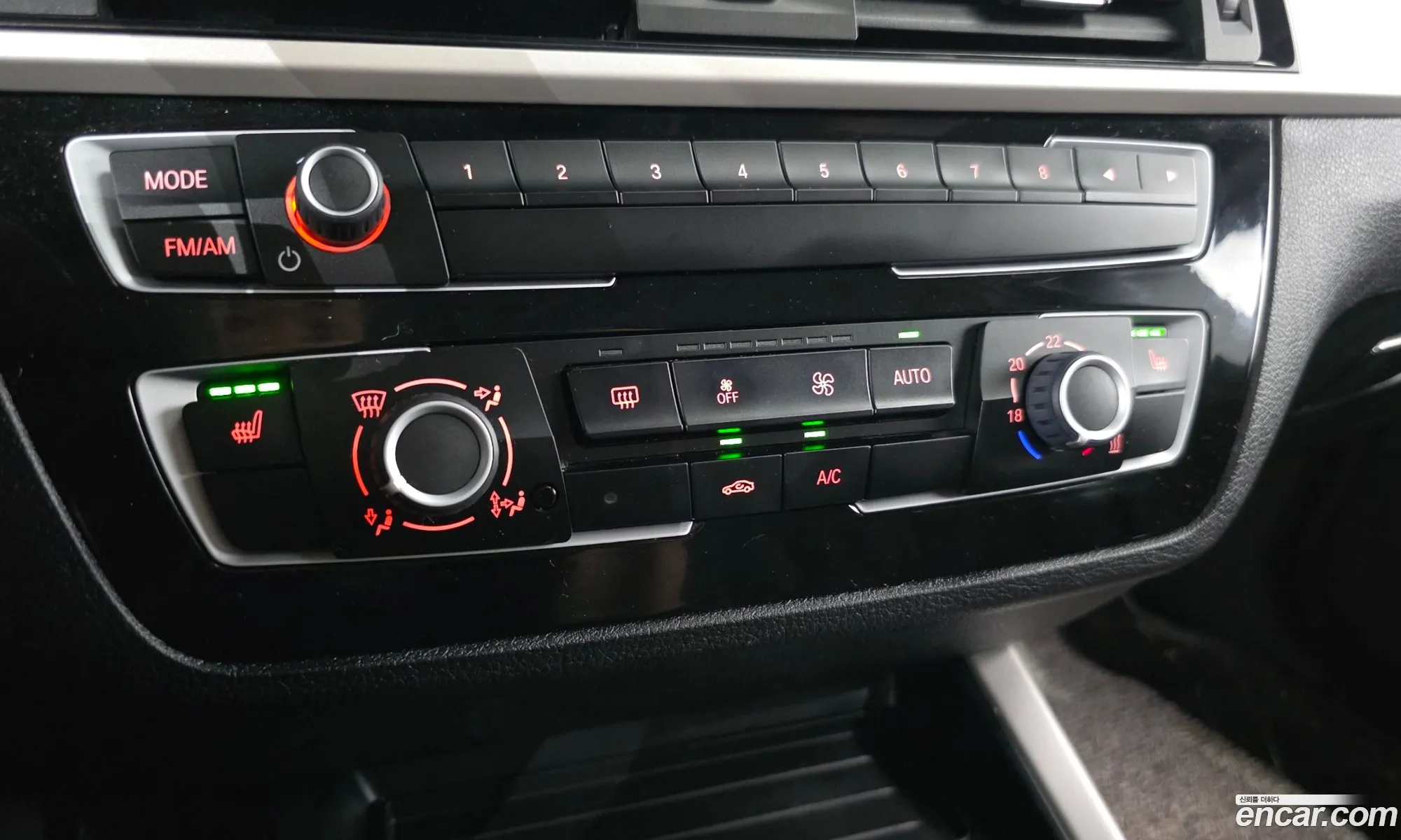 BMW 1 Series 2017 WBA1S5104J5G79284 — 25