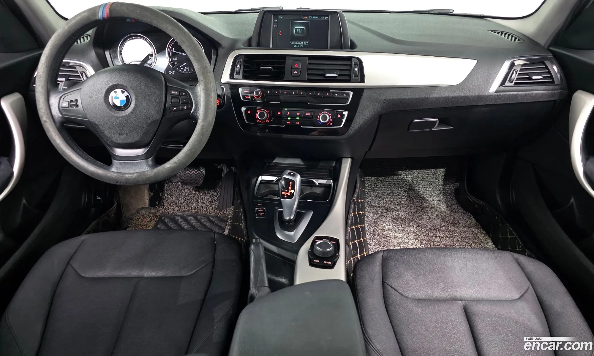 BMW 1 Series 2017 WBA1S5104J5G79284 — 29