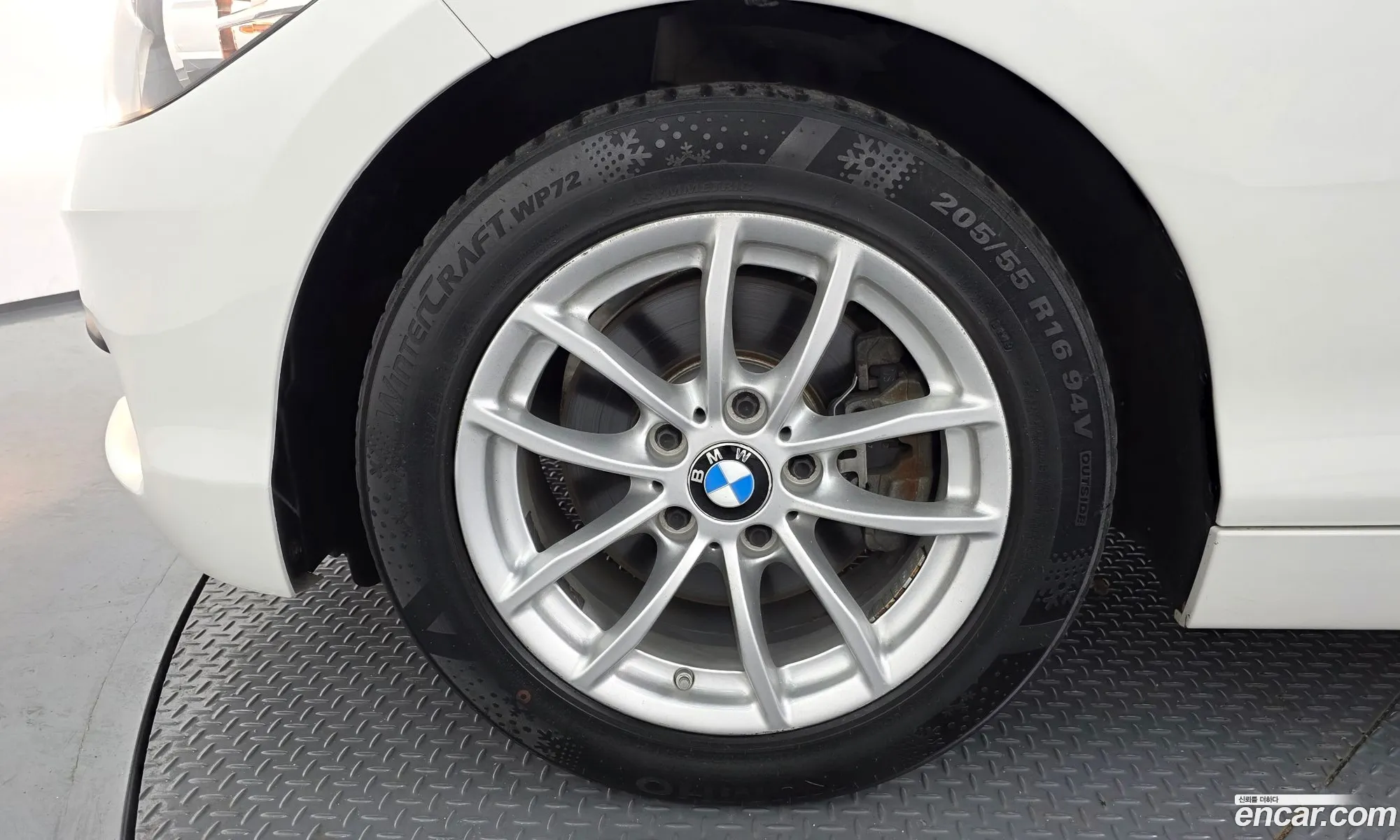 BMW 1 Series 2017 WBA1S5104J5G79284 — 5