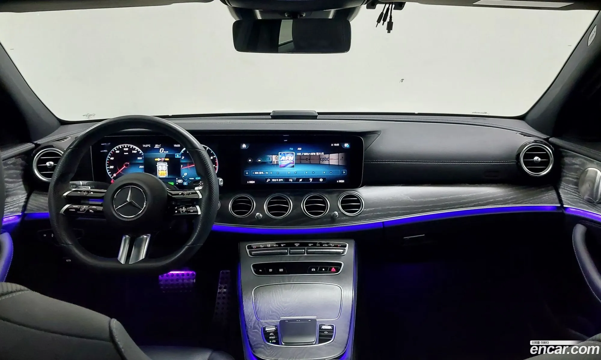 Mercedes-Benz E-Class W213 2022 — 11