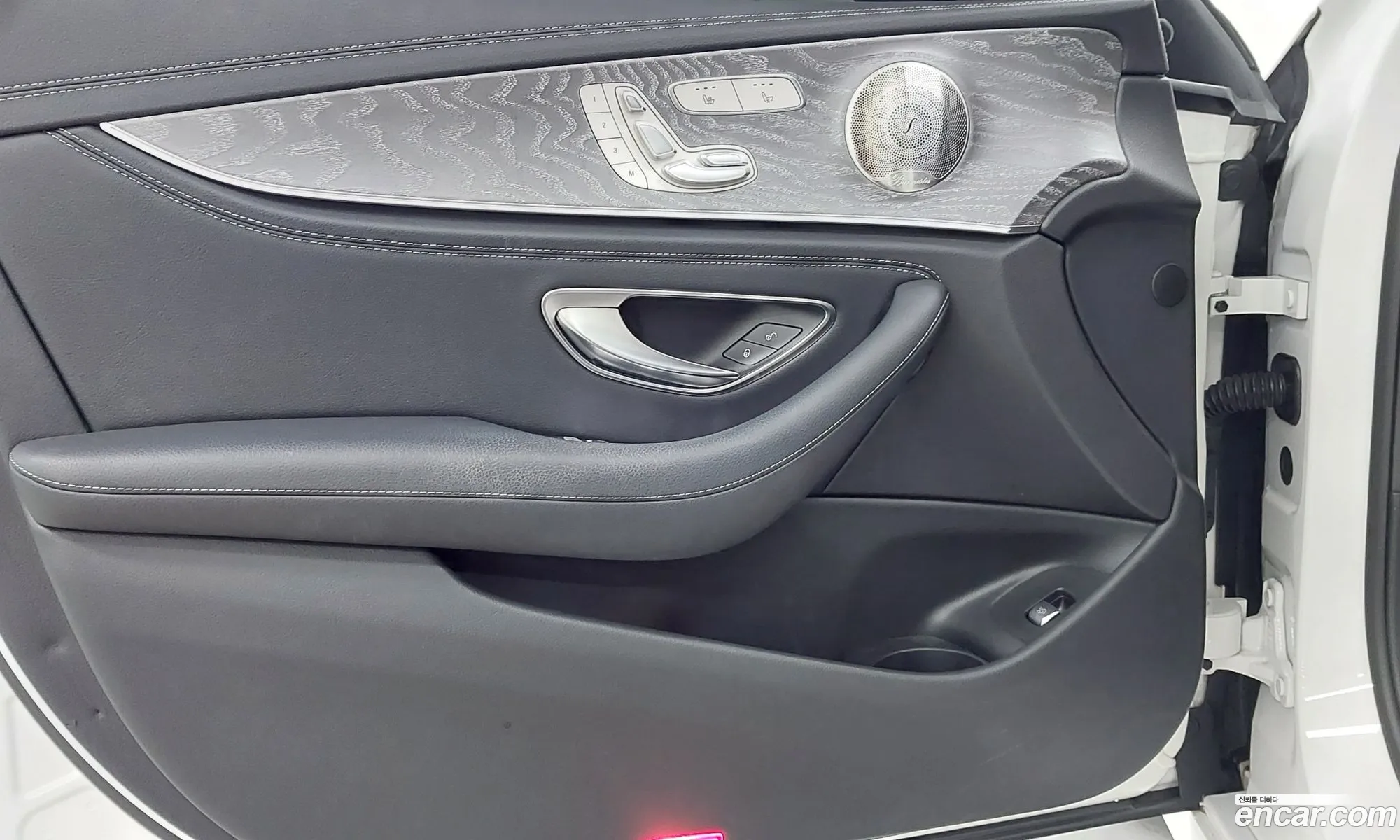 Mercedes-Benz E-Class W213 2022 — 9