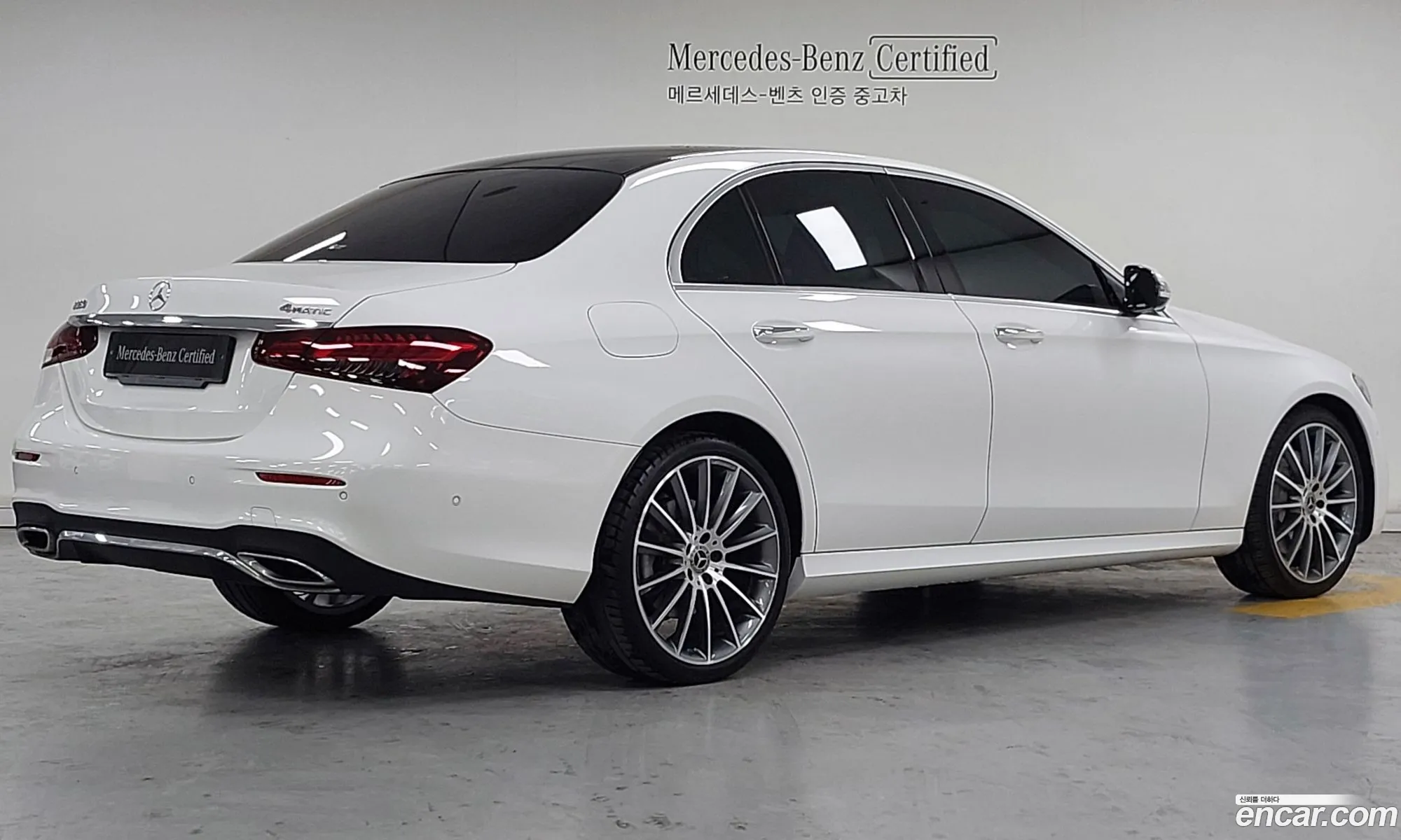 Mercedes-Benz E-Class W213 2022 — 19