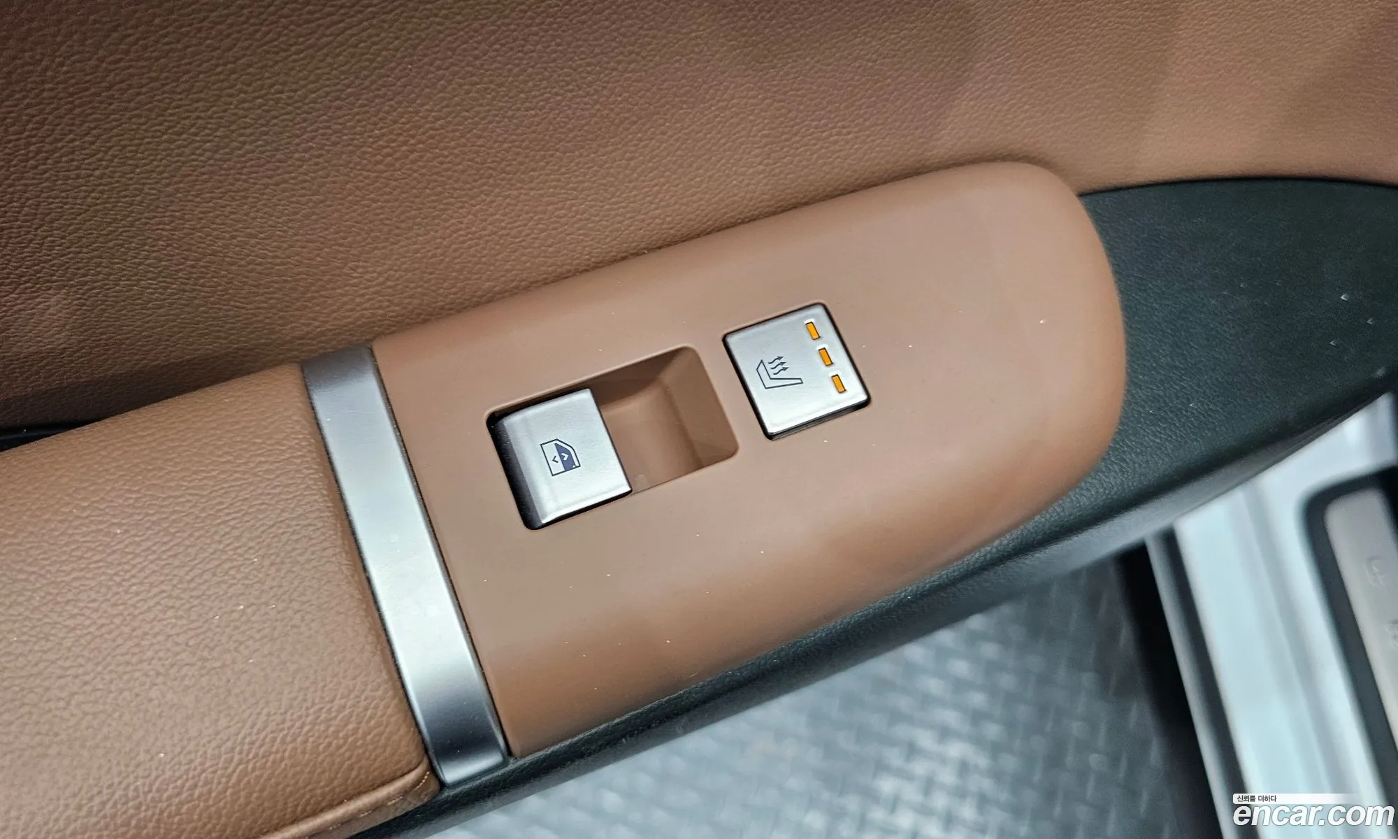 Hyundai Grandeur Hybrid 2023 — 15