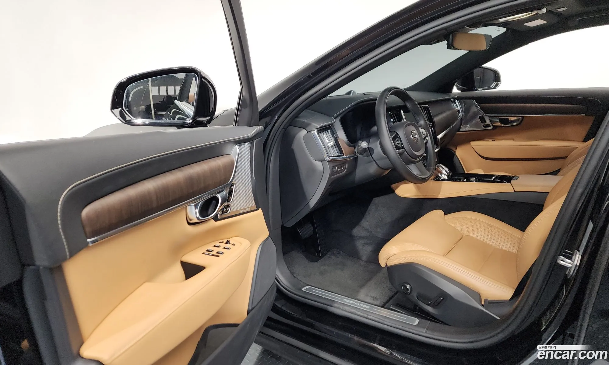 Volvo S90 2022 — 17