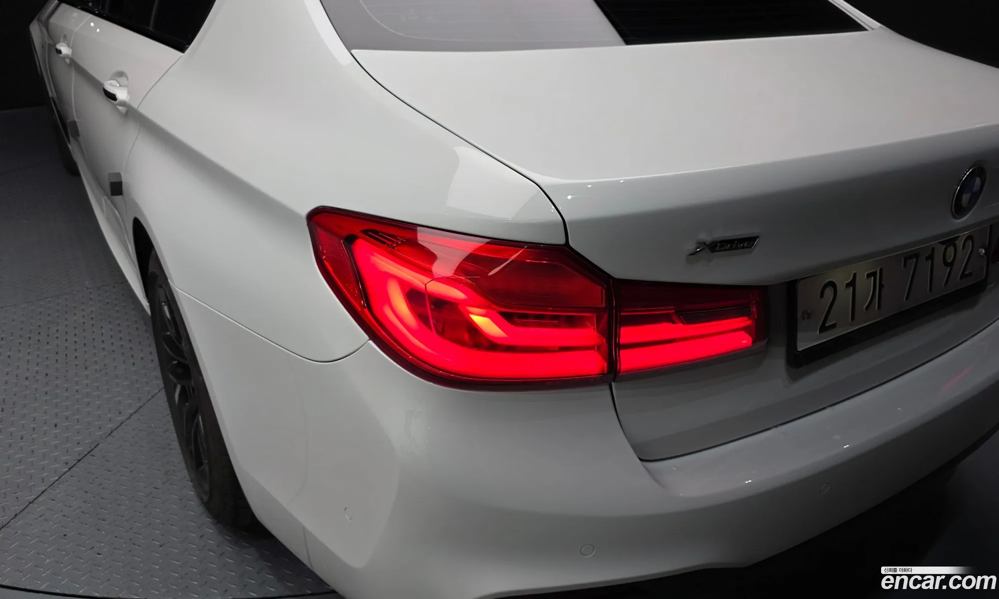 BMW 5 Series 2017 — 8