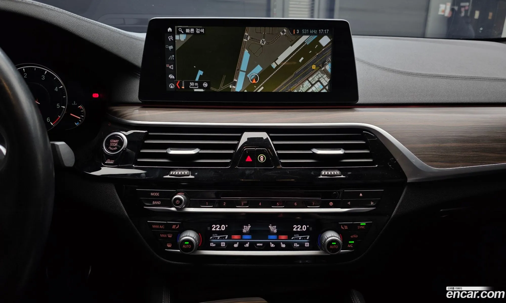BMW 5 Series 2017 — 31