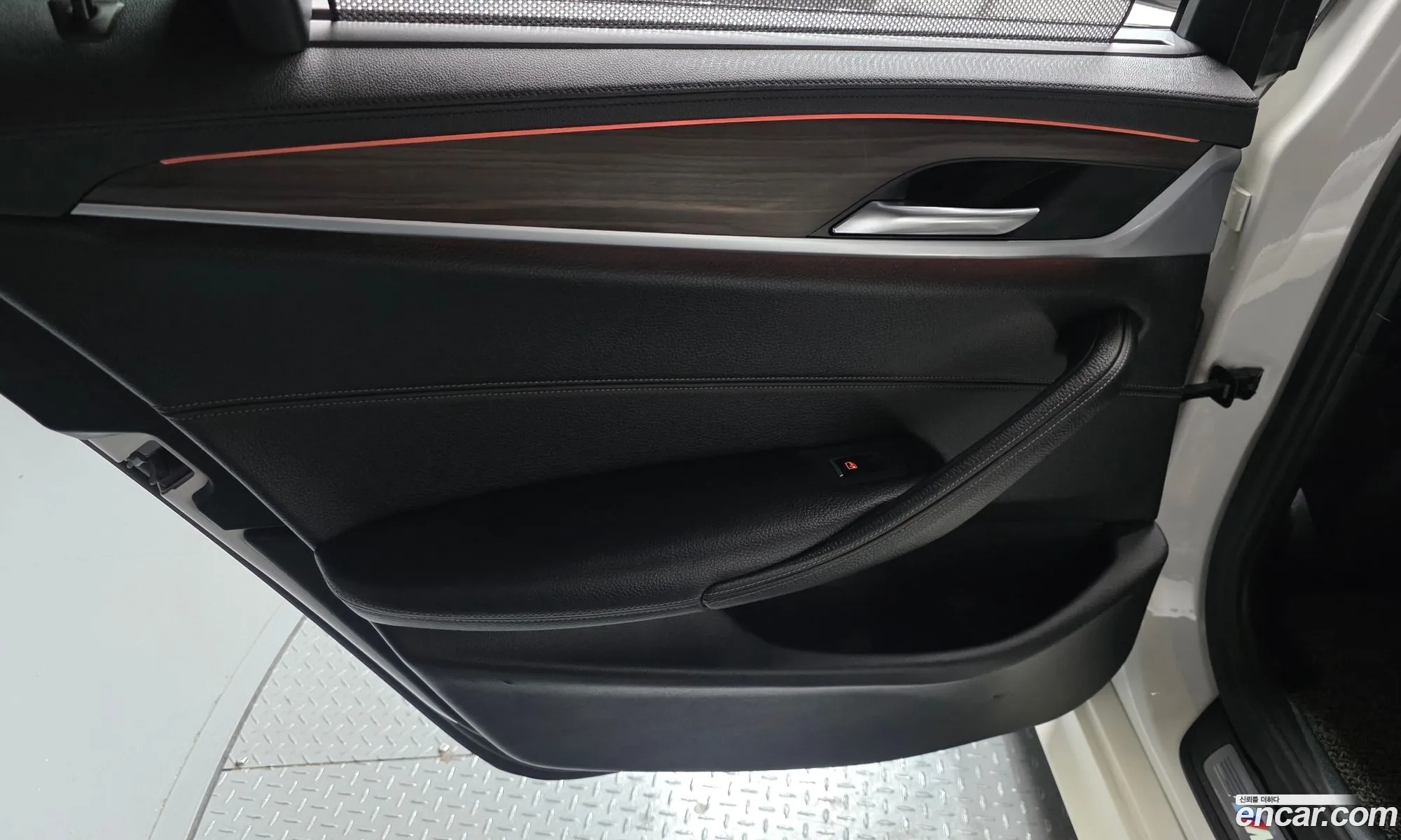 BMW 5 Series 2017 — 21
