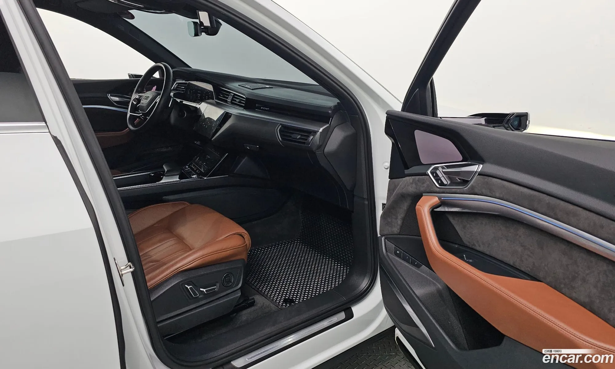 Audi e-tron 2021 WAUZZZGE0MB043943 — 34