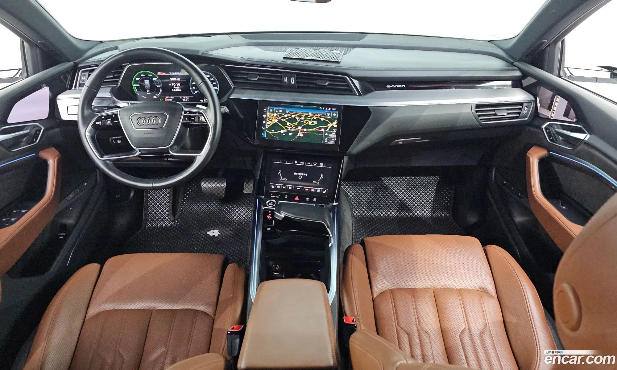 Audi e-tron 2021 WAUZZZGE0MB043943 — 12