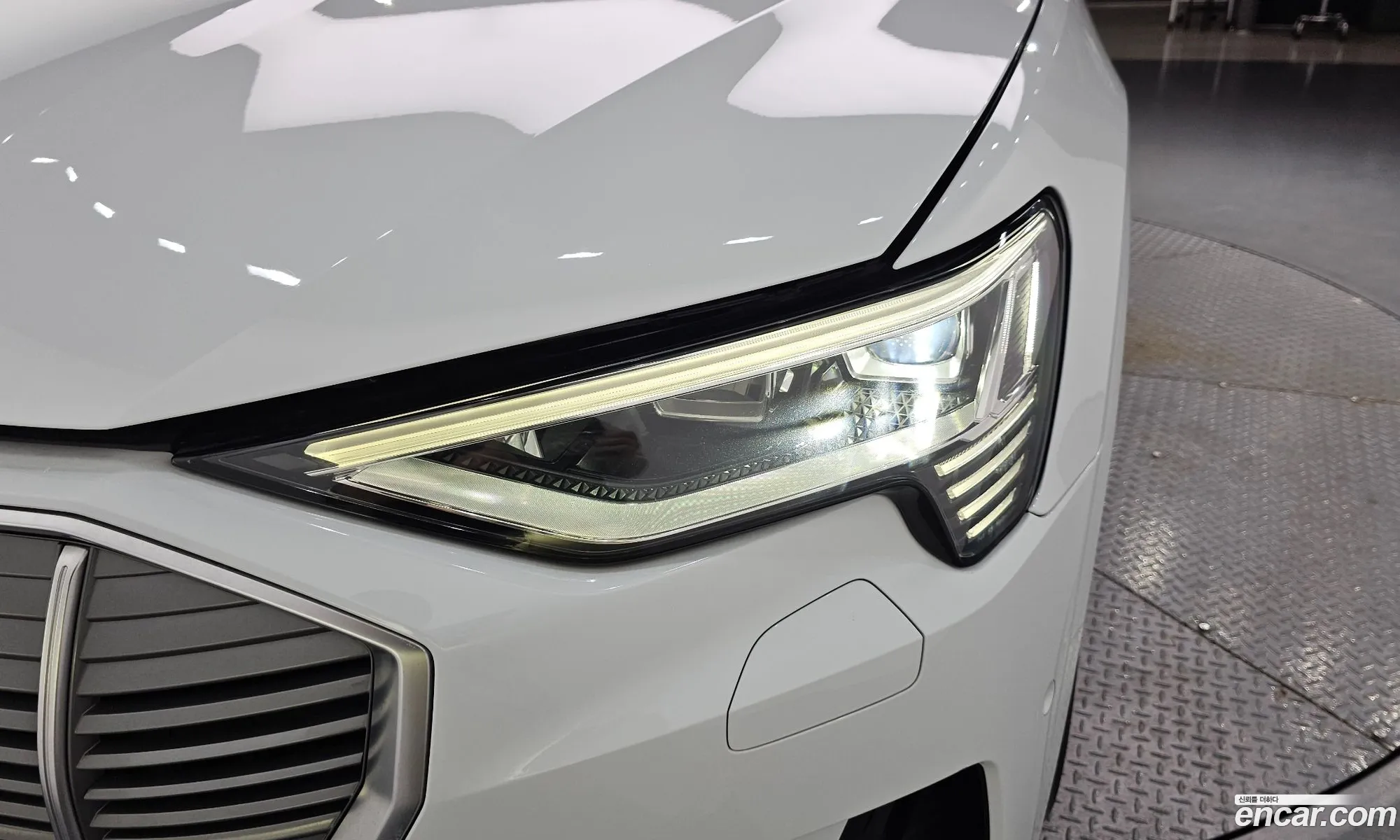 Audi e-tron 2021 WAUZZZGE0MB043943 — 31