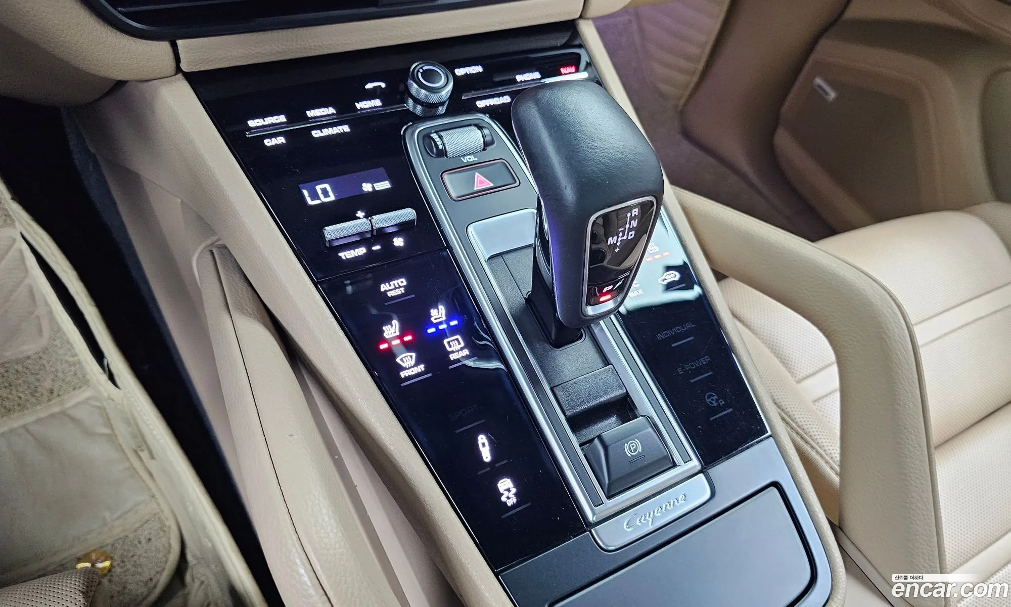 Porsche Cayenne 2019 WP1AA29Y1KDA18359 — 7
