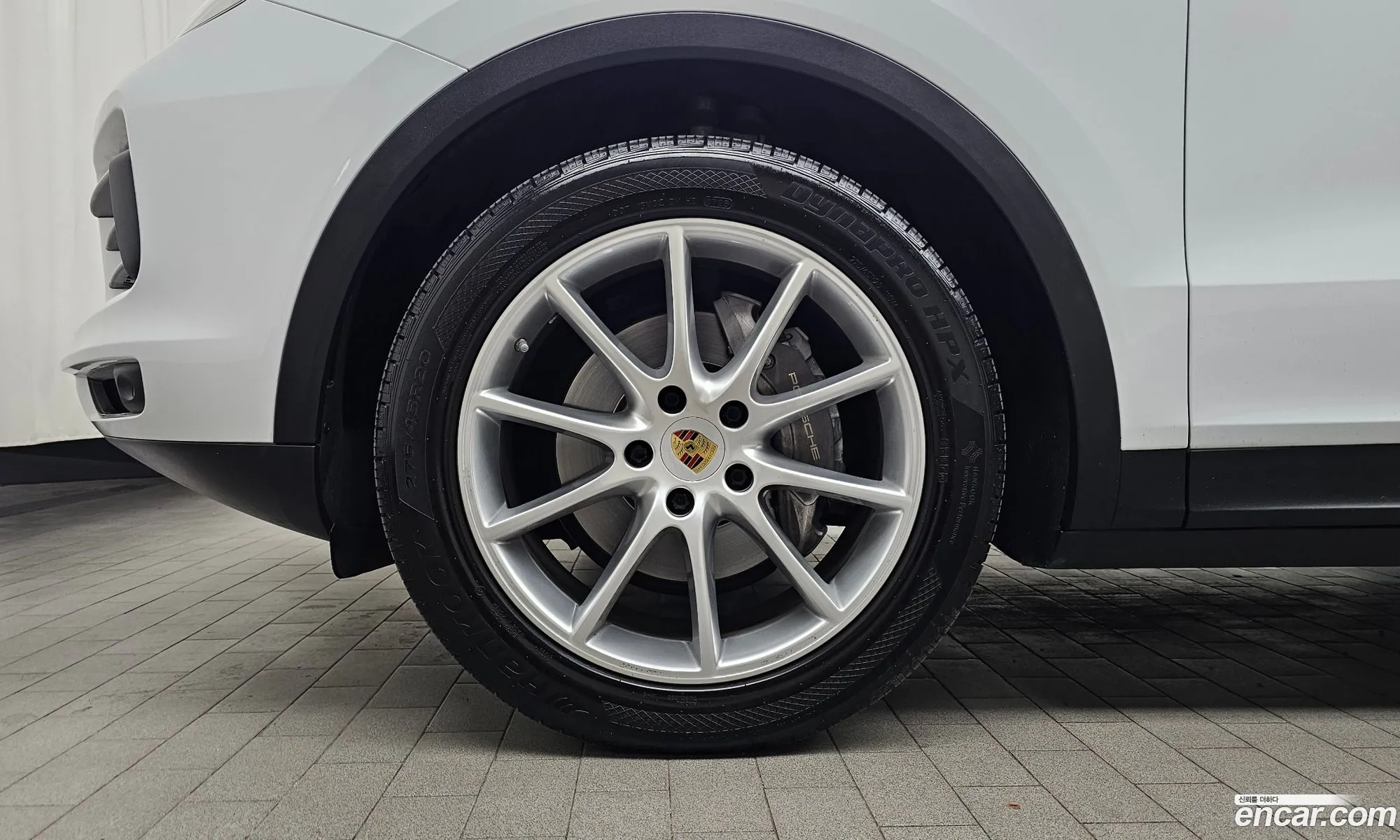 Porsche Cayenne 2019 WP1AA29Y1KDA18359 — 12