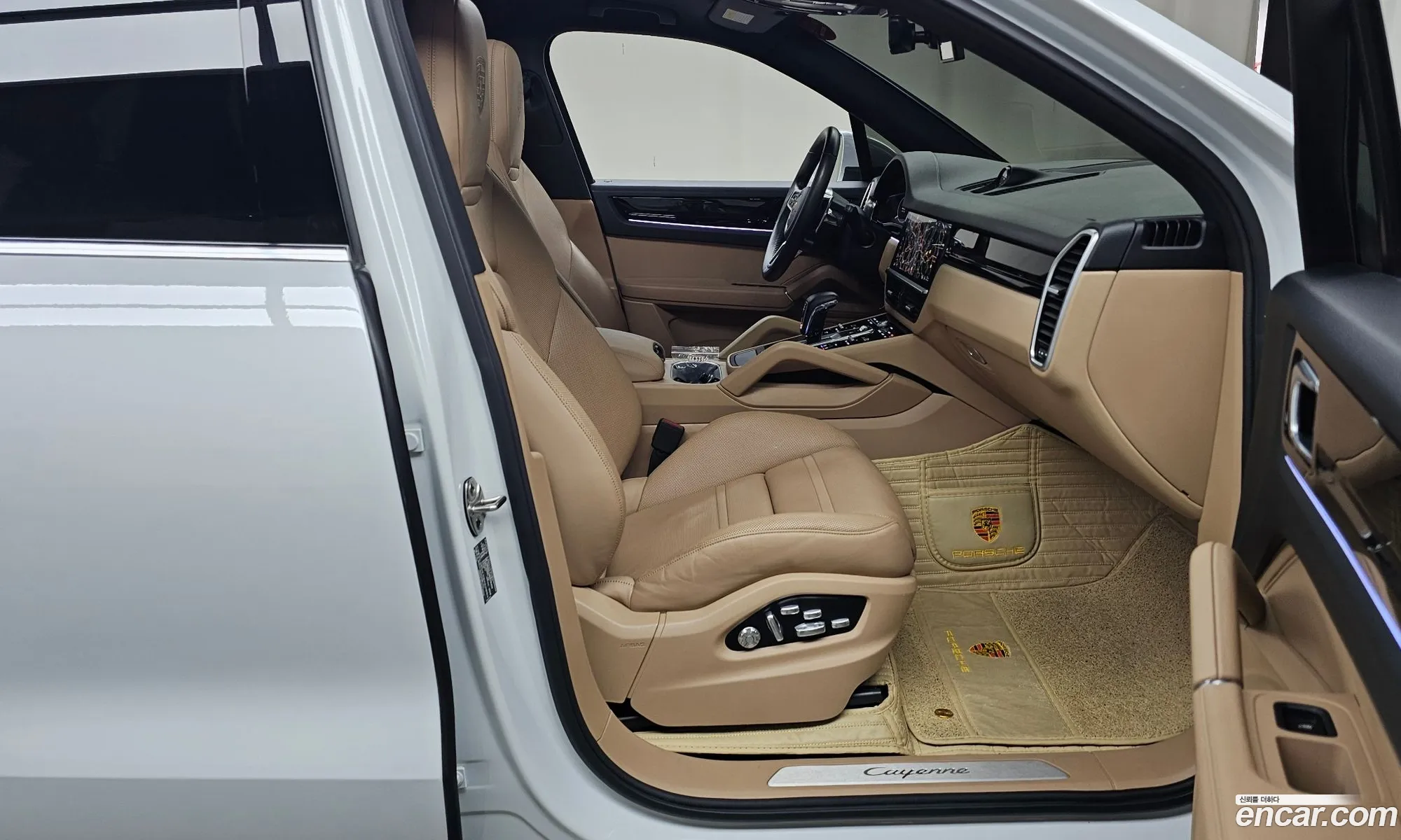 Porsche Cayenne 2019 WP1AA29Y1KDA18359 — 8