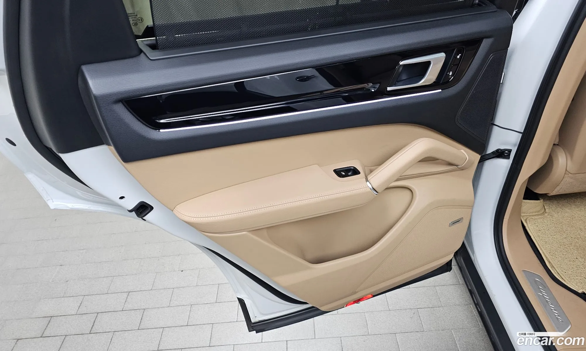 Porsche Cayenne 2019 WP1AA29Y1KDA18359 — 14