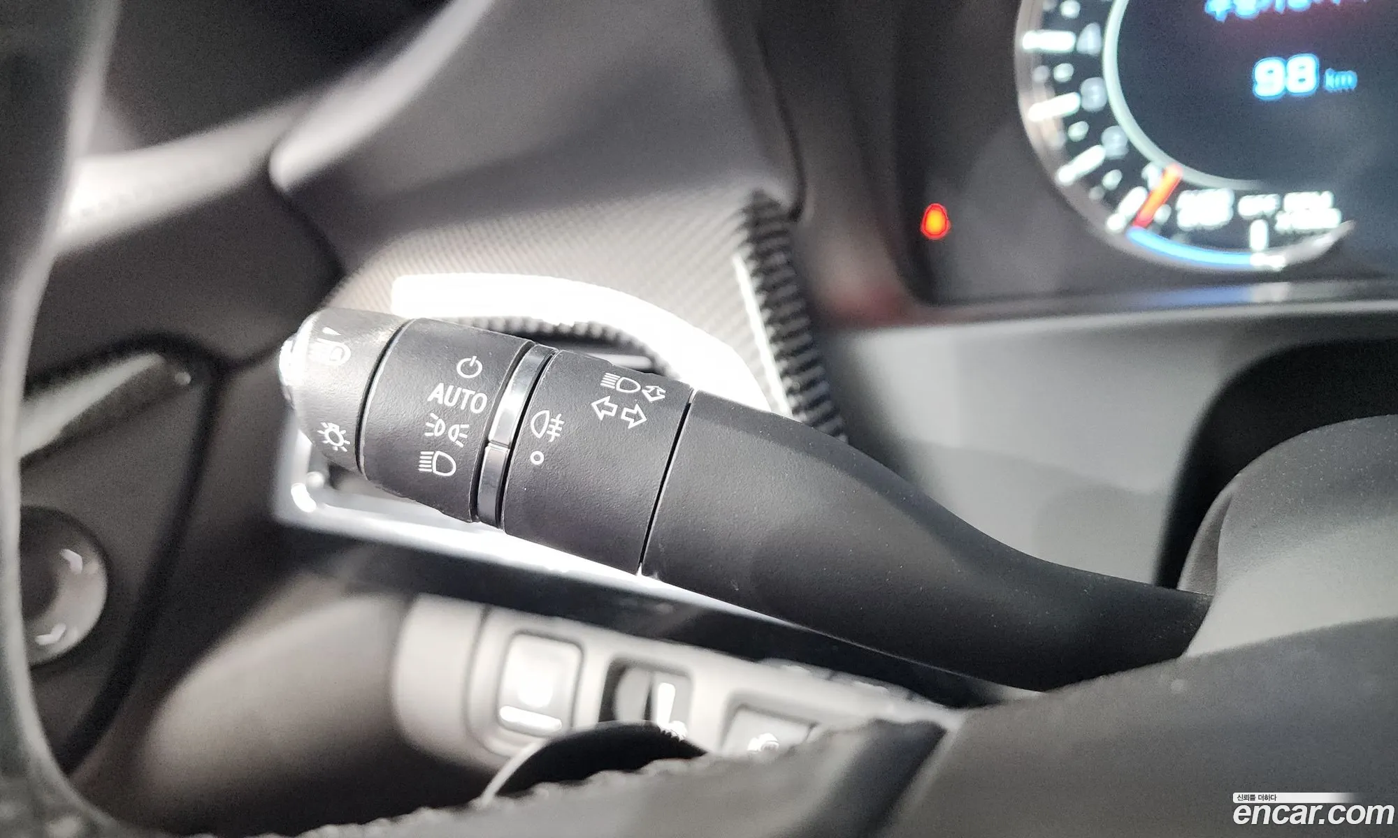 Cadillac CT6 2019 1G6K95RS0KU137602 — 7