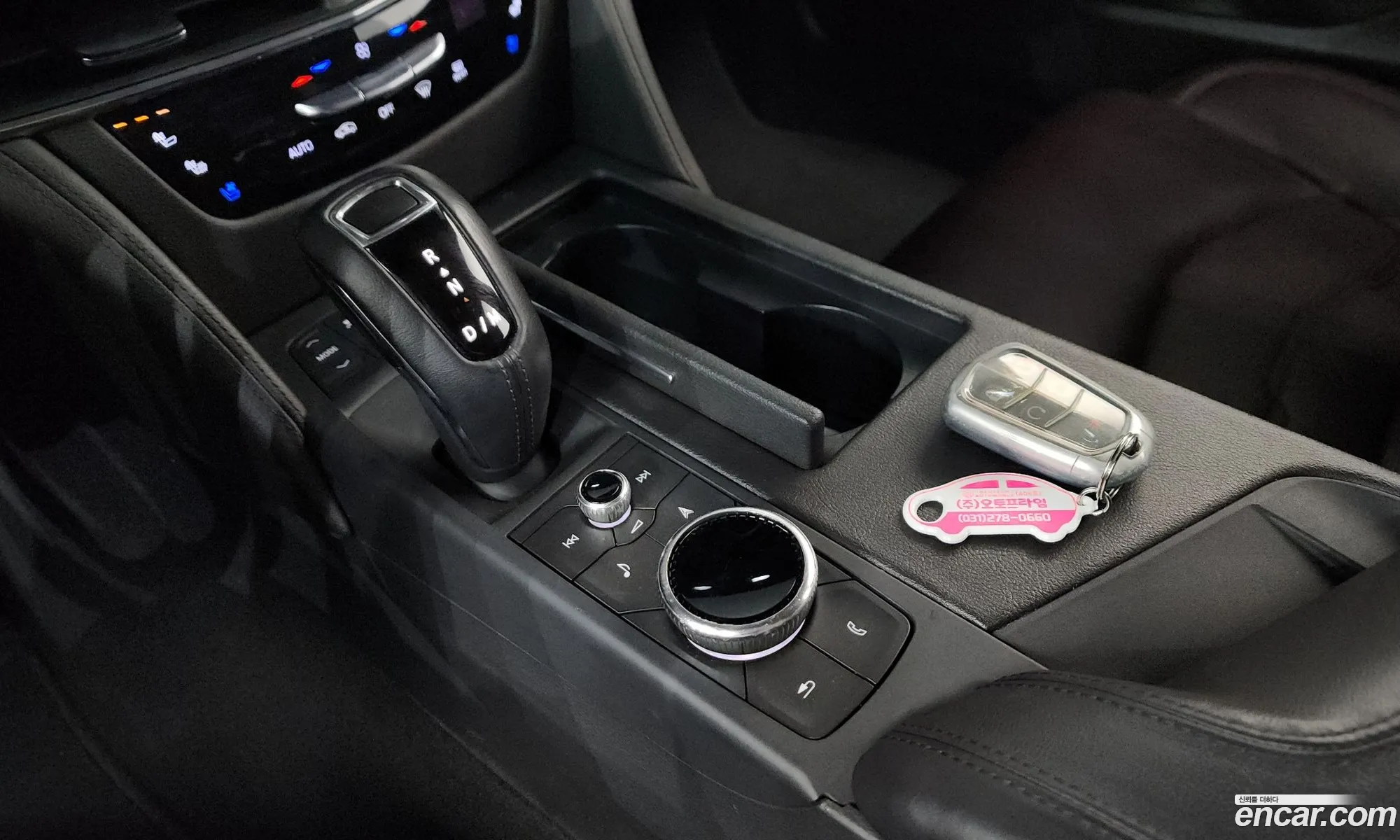 Cadillac CT6 2019 1G6K95RS0KU137602 — 27
