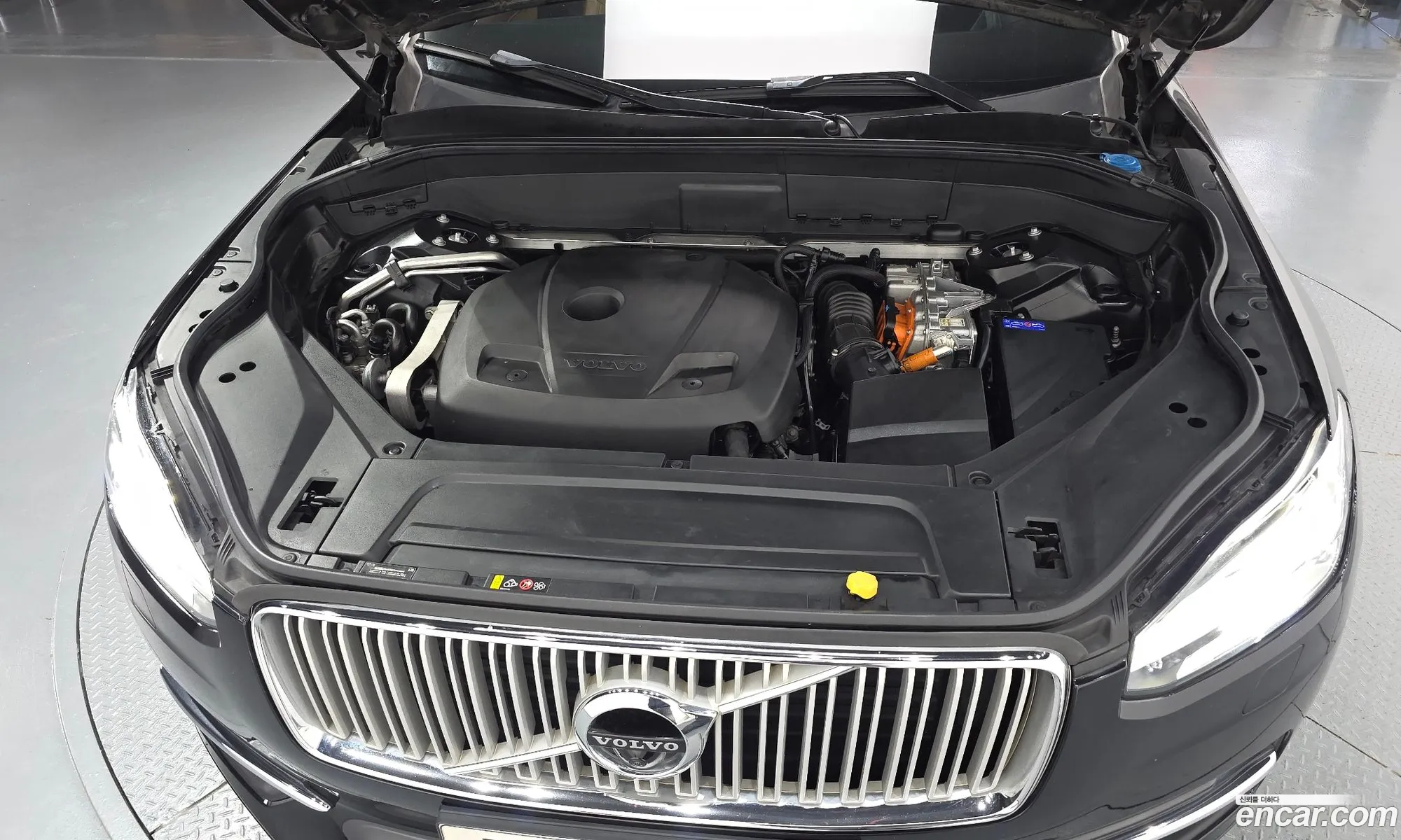 Volvo XC90 2017 YV1LFBC0DH1150909 — 15