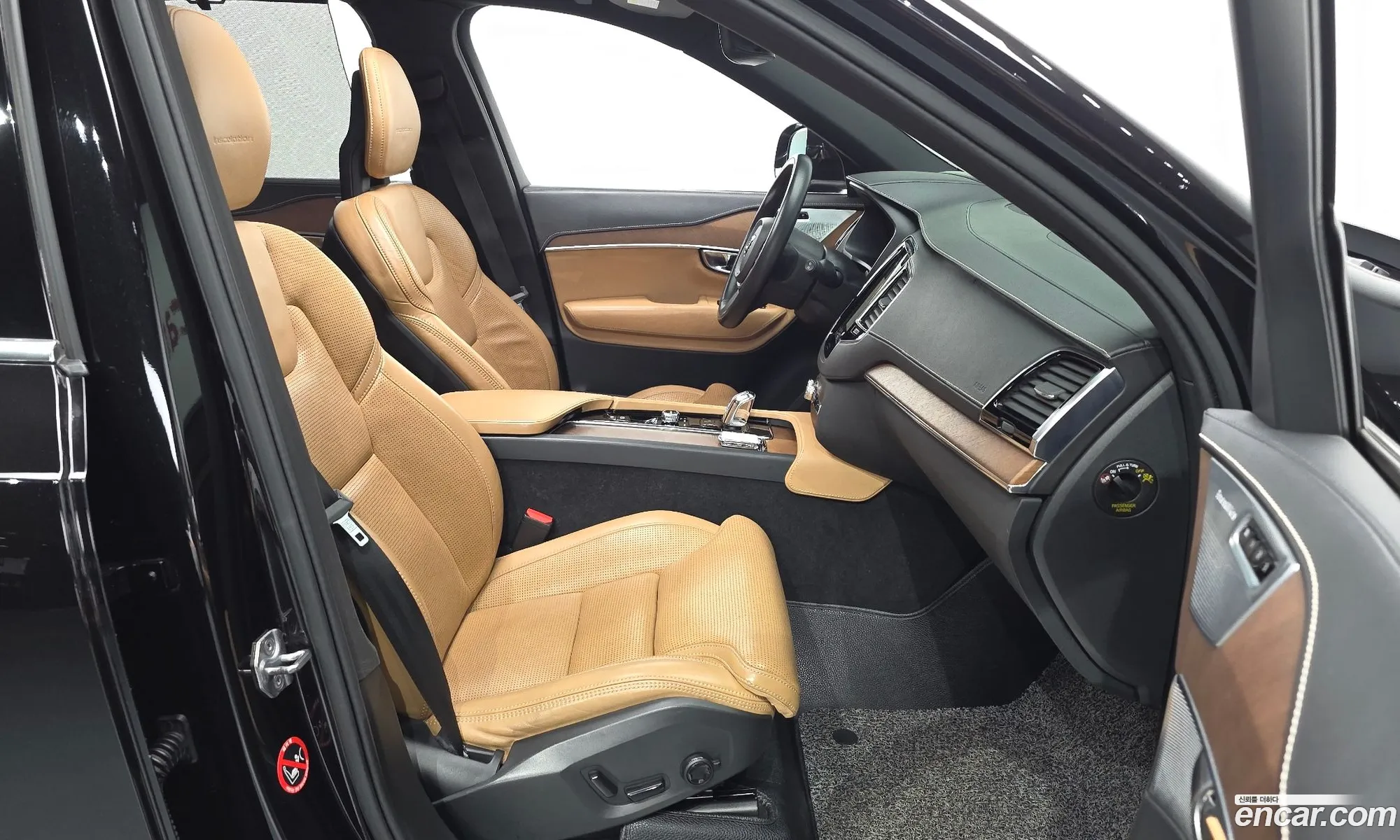 Volvo XC90 2017 YV1LFBC0DH1150909 — 20