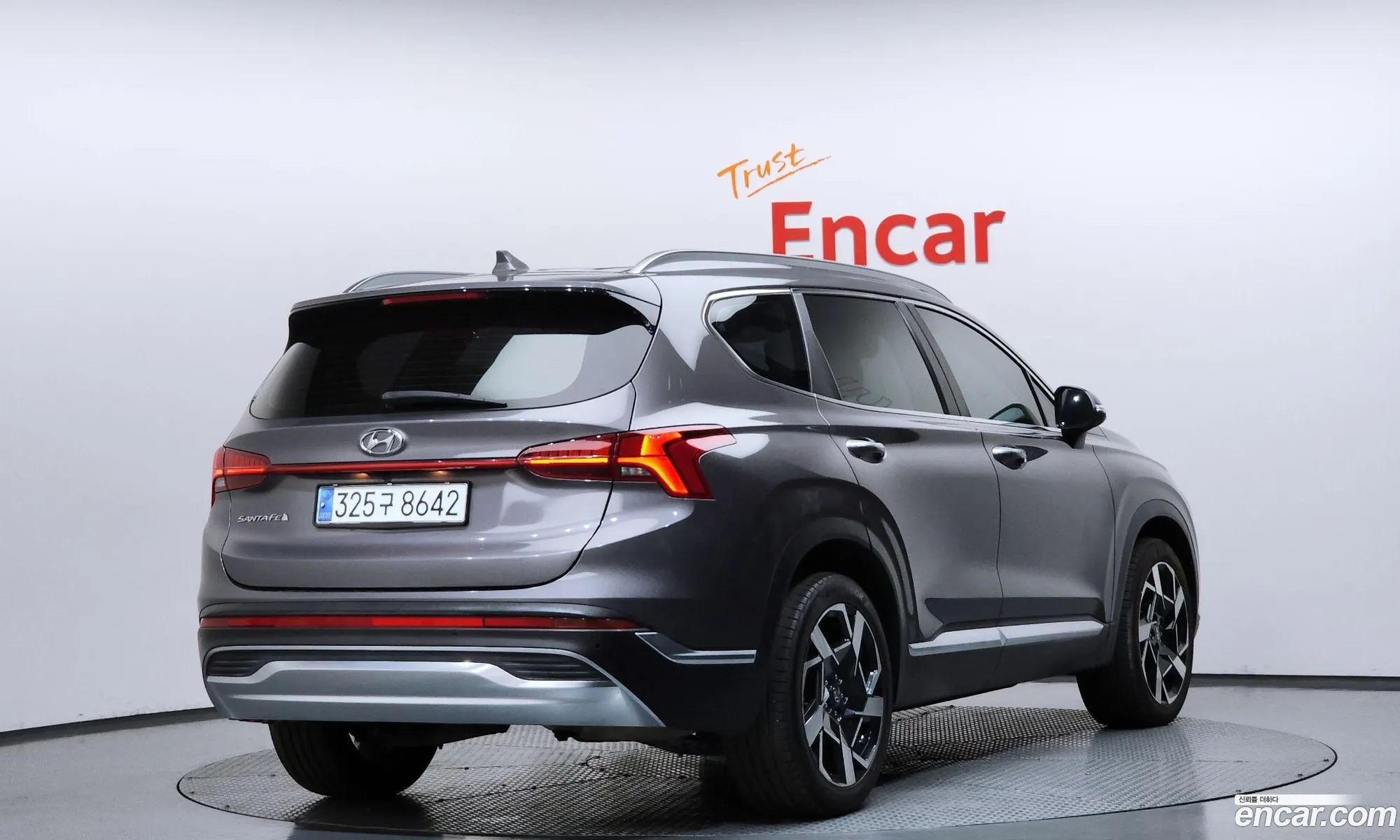 Hyundai Santa Fe 2021 — 17