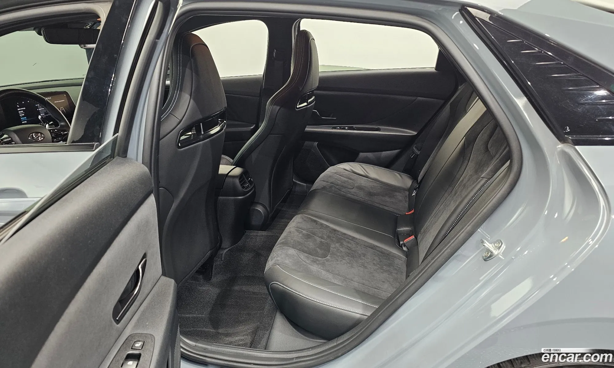 Hyundai Elantra 2021 — 30