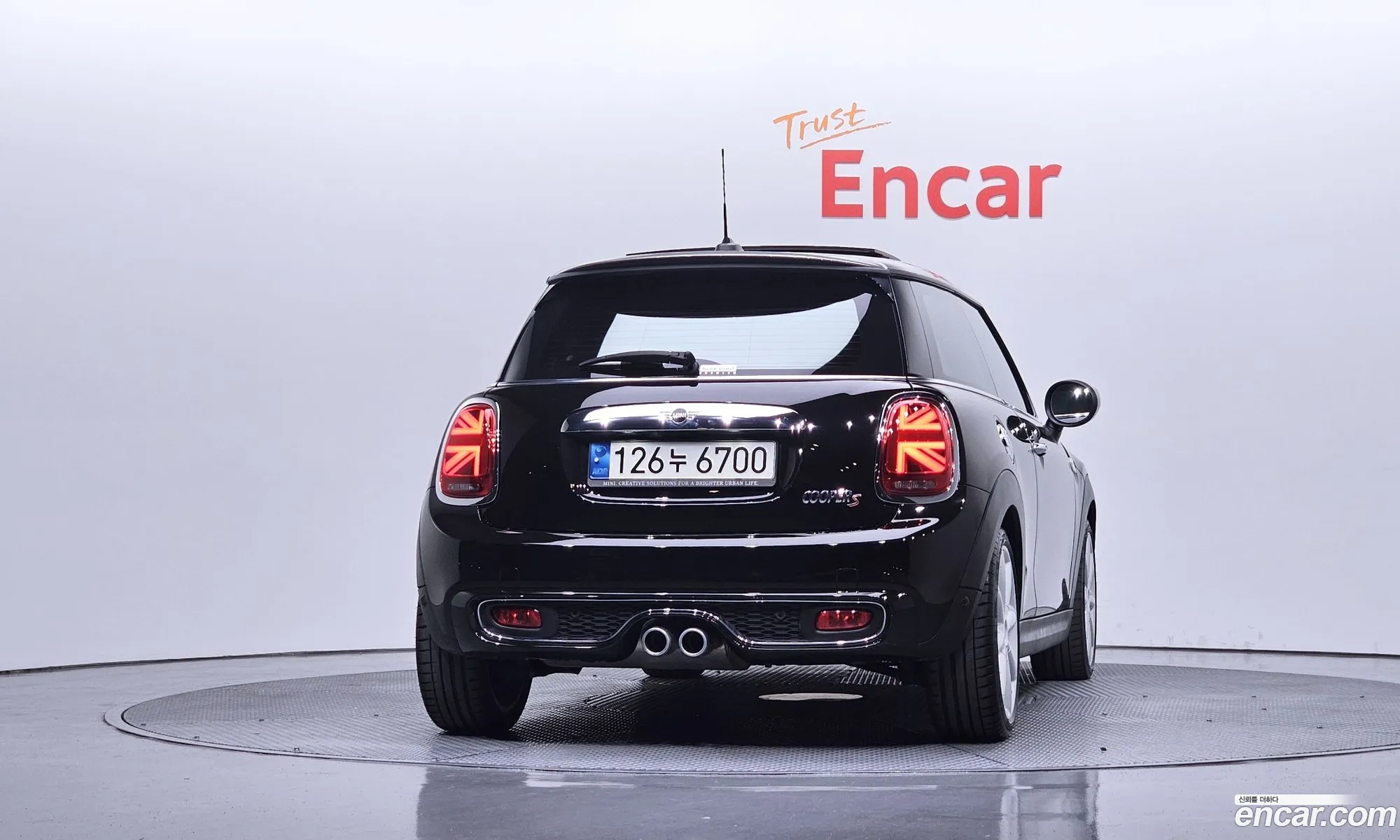 Mini Cooper S 2020 WMWXY7105L2N21431 — 27