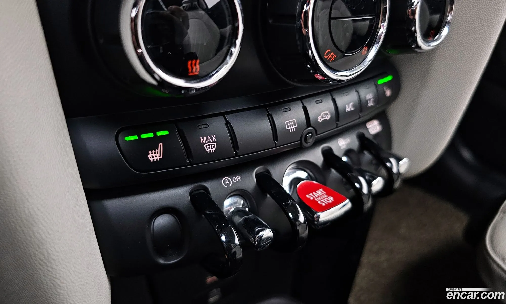 Mini Cooper S 2020 WMWXY7105L2N21431 — 25
