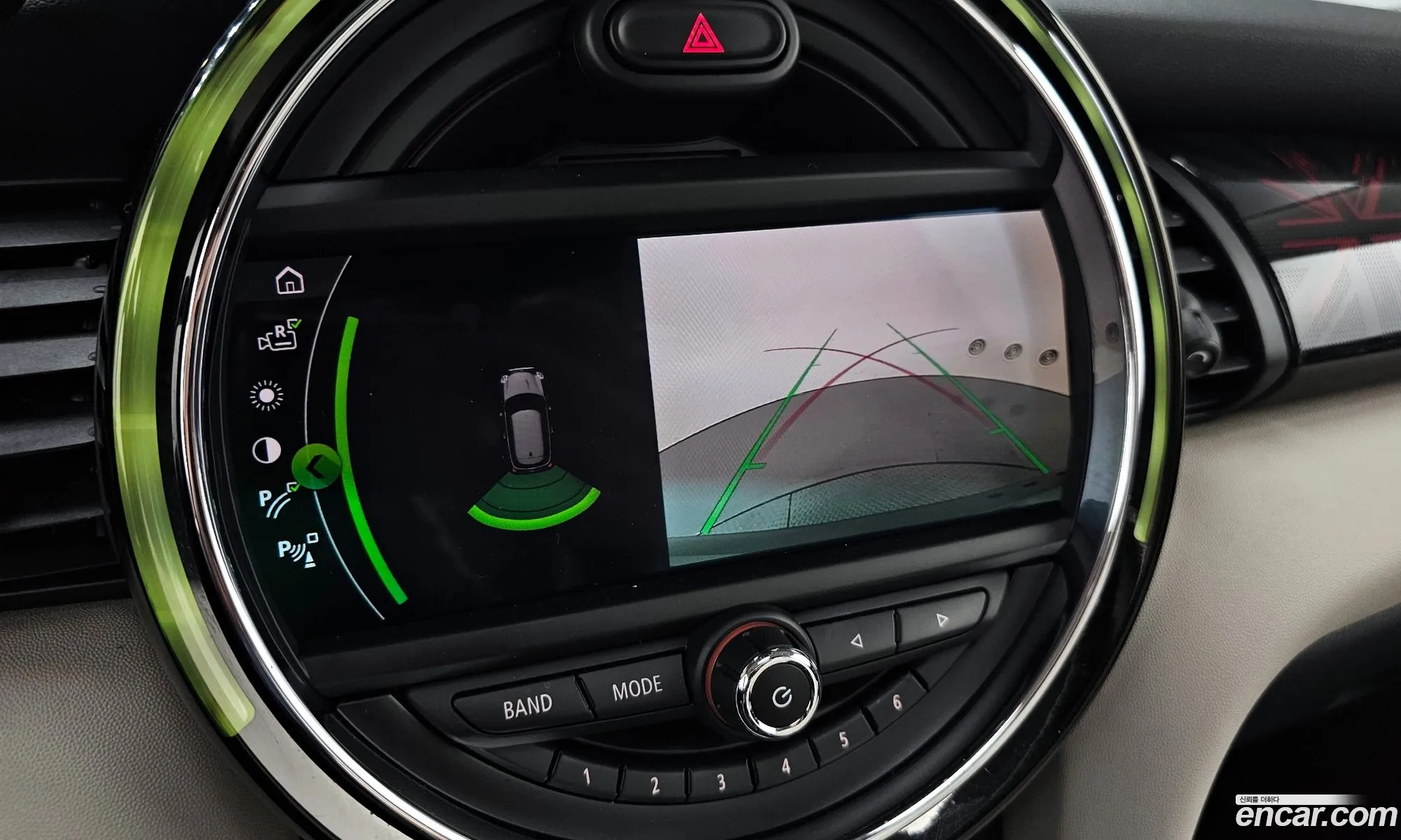 Mini Cooper S 2020 WMWXY7105L2N21431 — 17