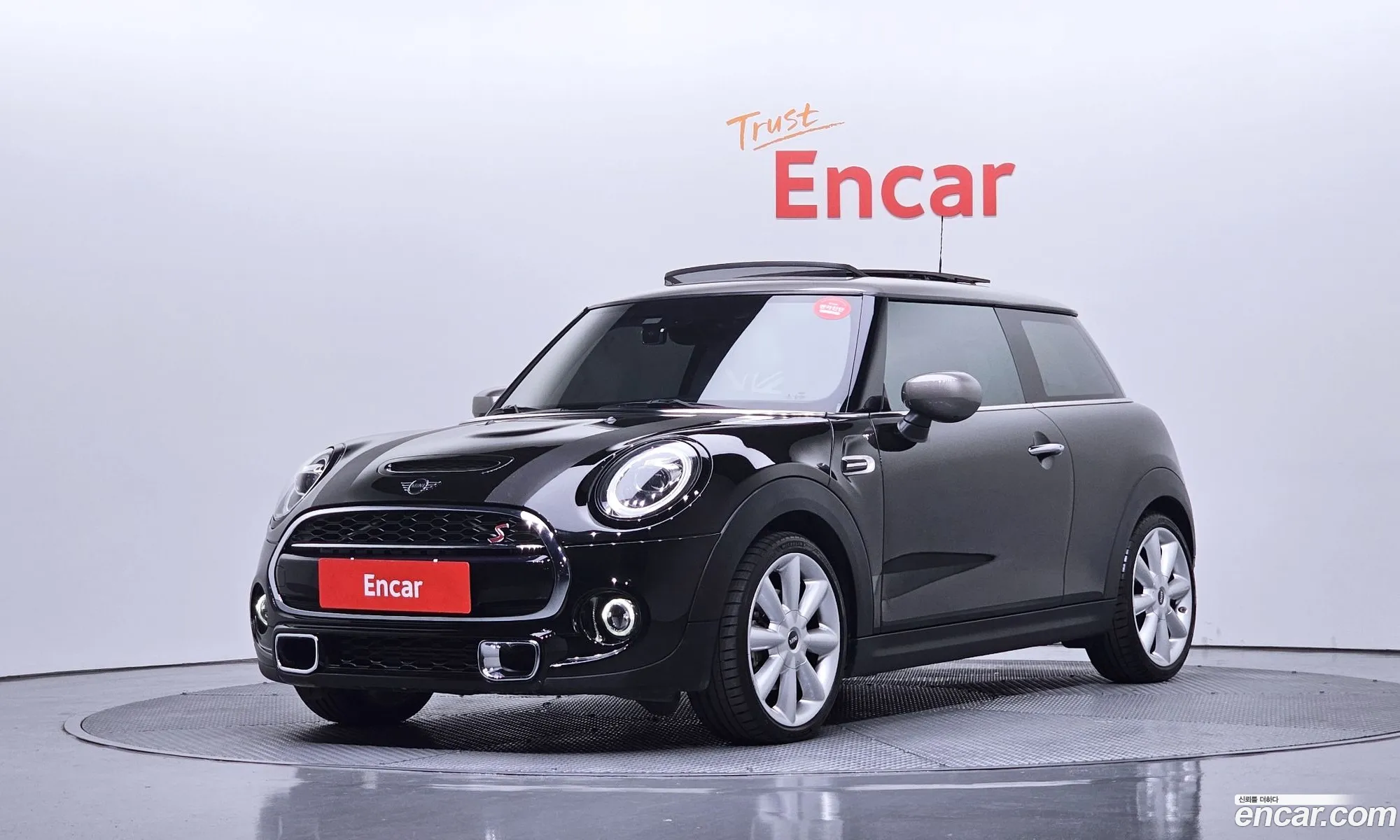 Mini Cooper S 2020 WMWXY7105L2N21431 — 5