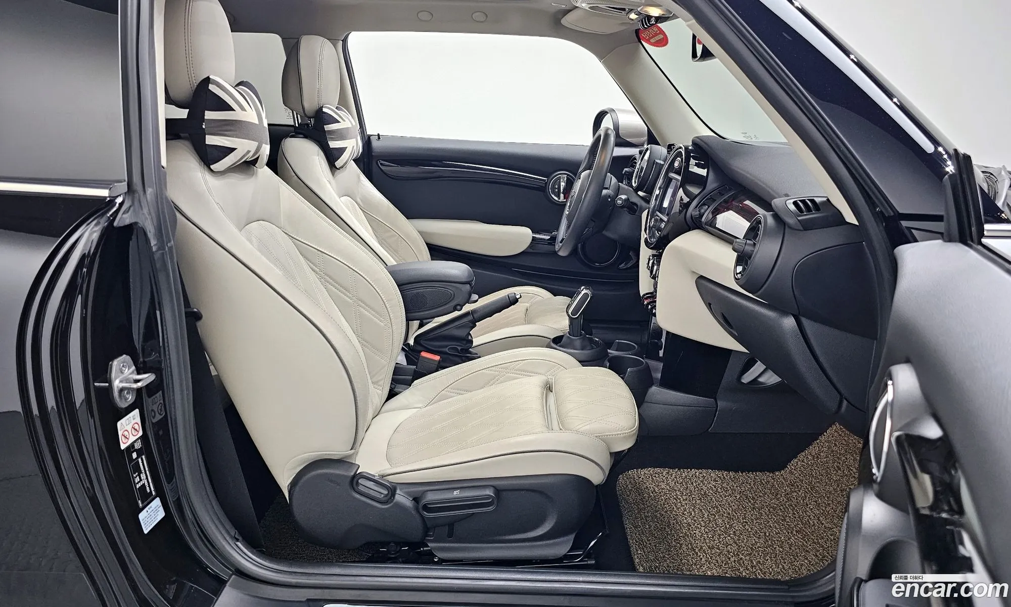 Mini Cooper S 2020 WMWXY7105L2N21431 — 13