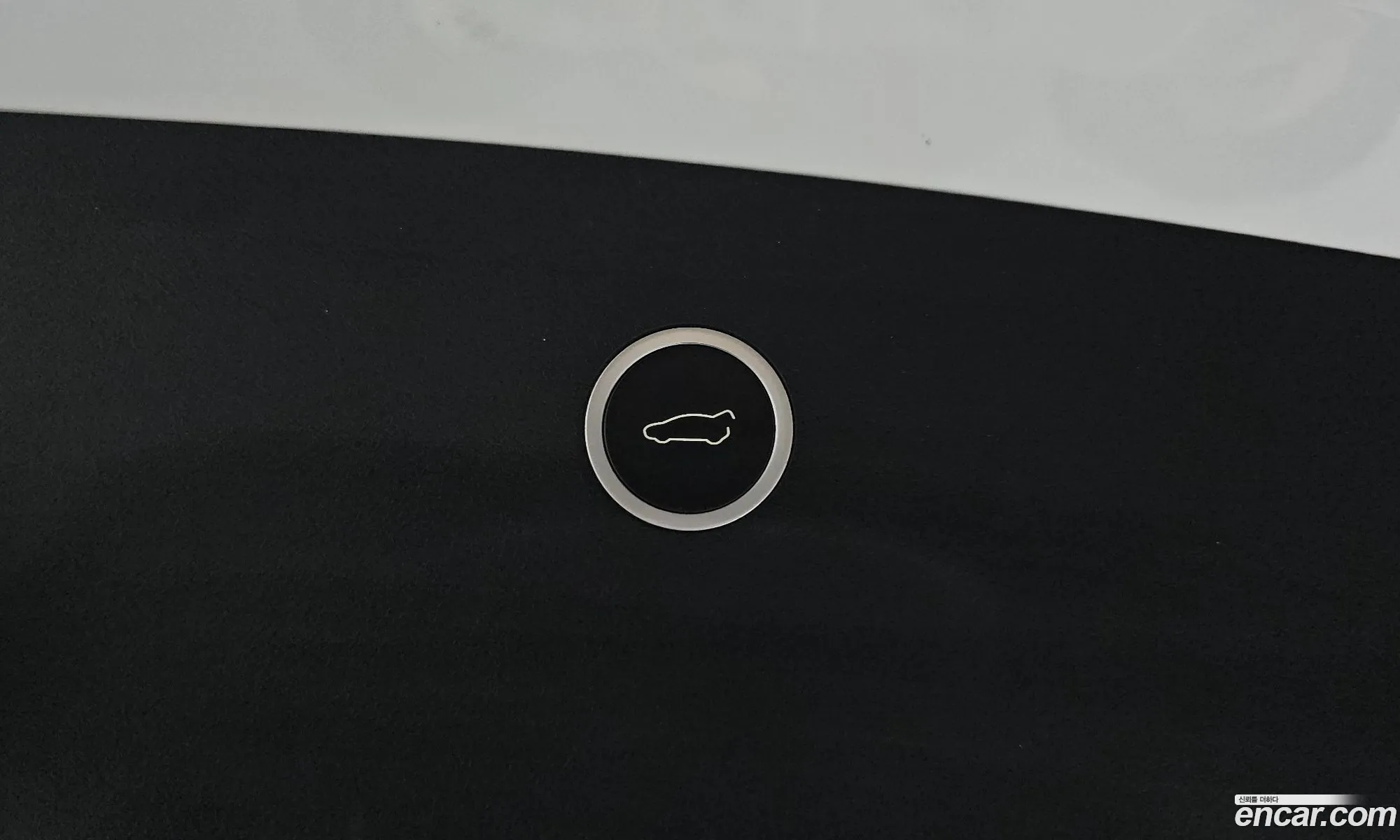 Tesla Model X 2020 — 3