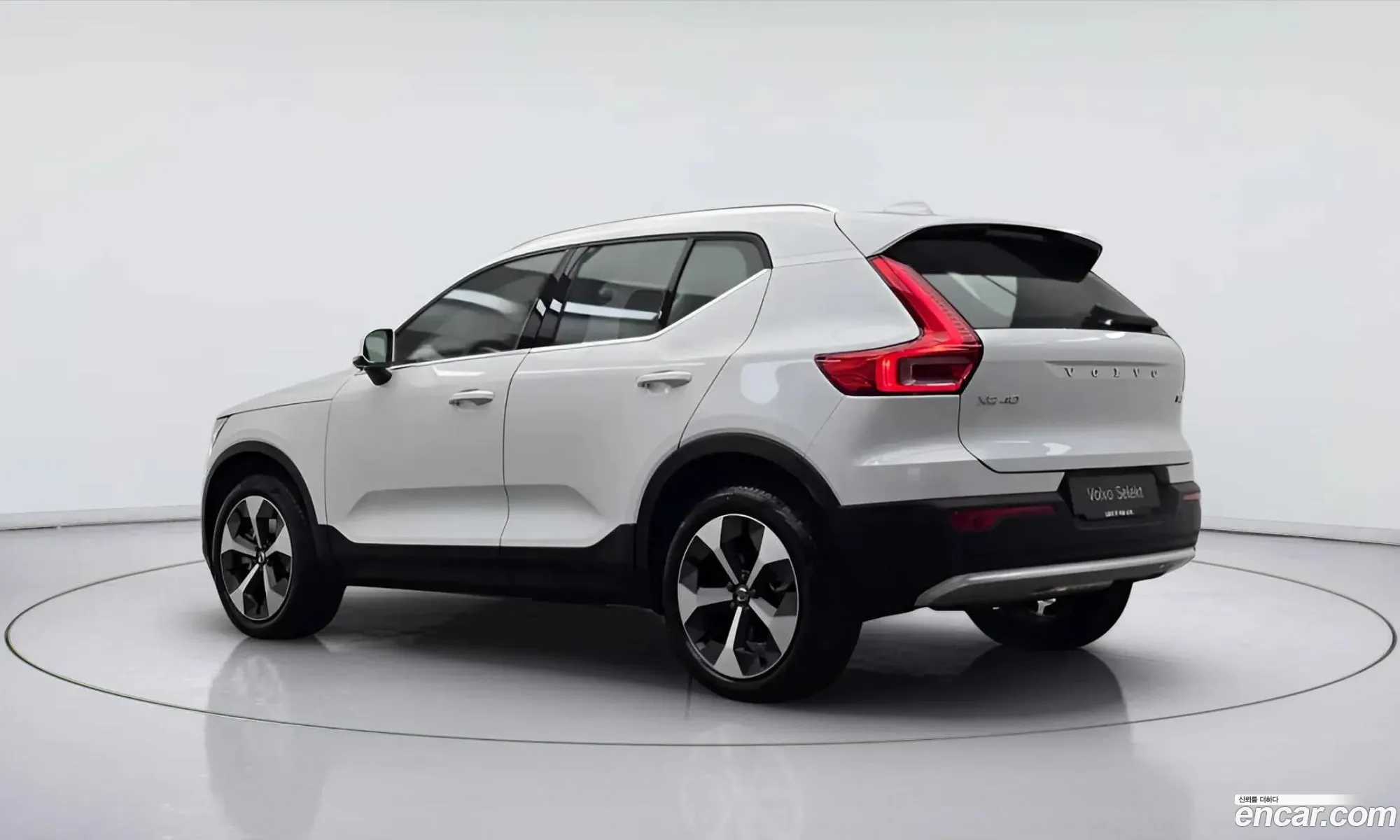 Volvo XC40 2025 — 5