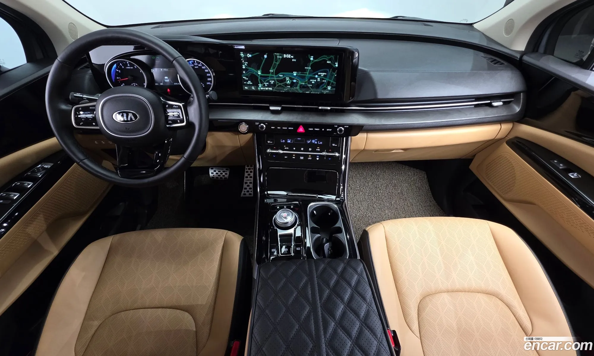 Kia Carnival 2021 — 3