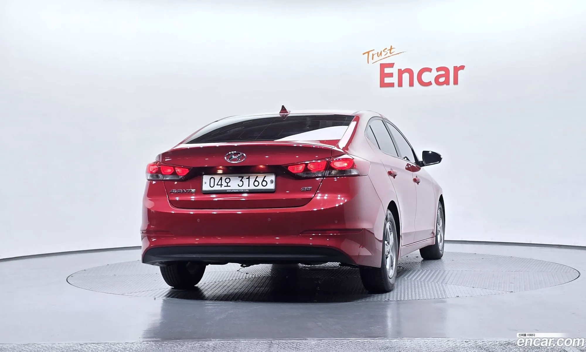 Hyundai Elantra AD 2017 — 18