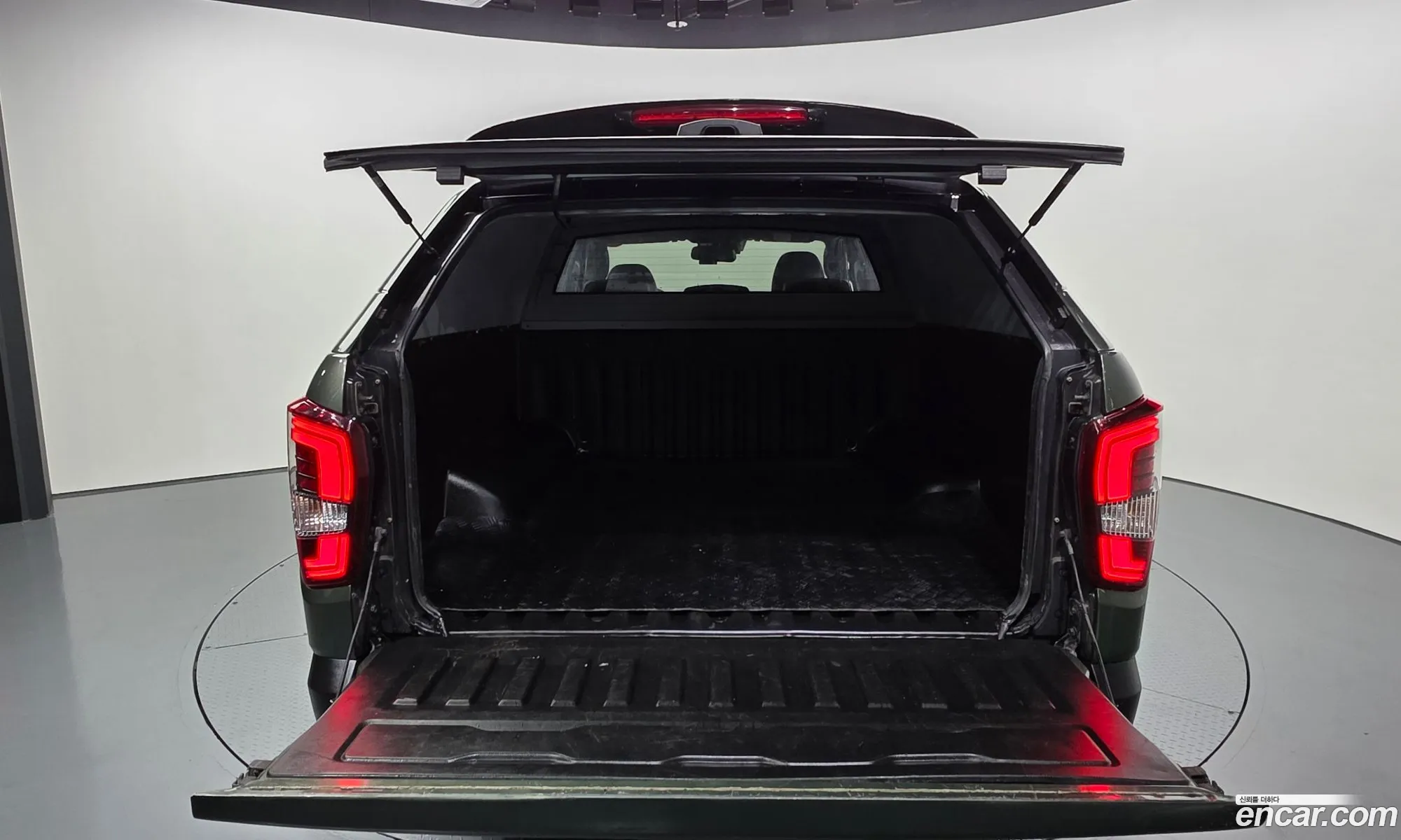 KG Mobility (SsangYong) Rexton Sports Khan 2022 — 19