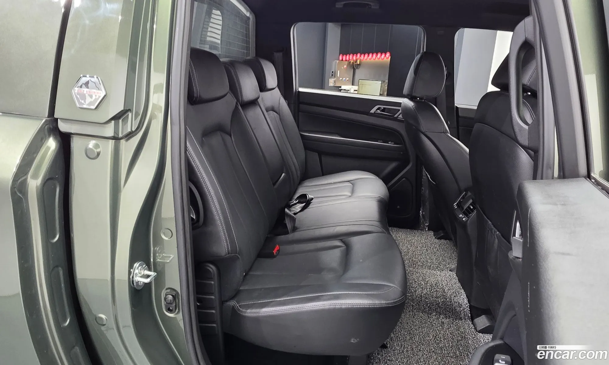KG Mobility (SsangYong) Rexton Sports Khan 2022 — 13