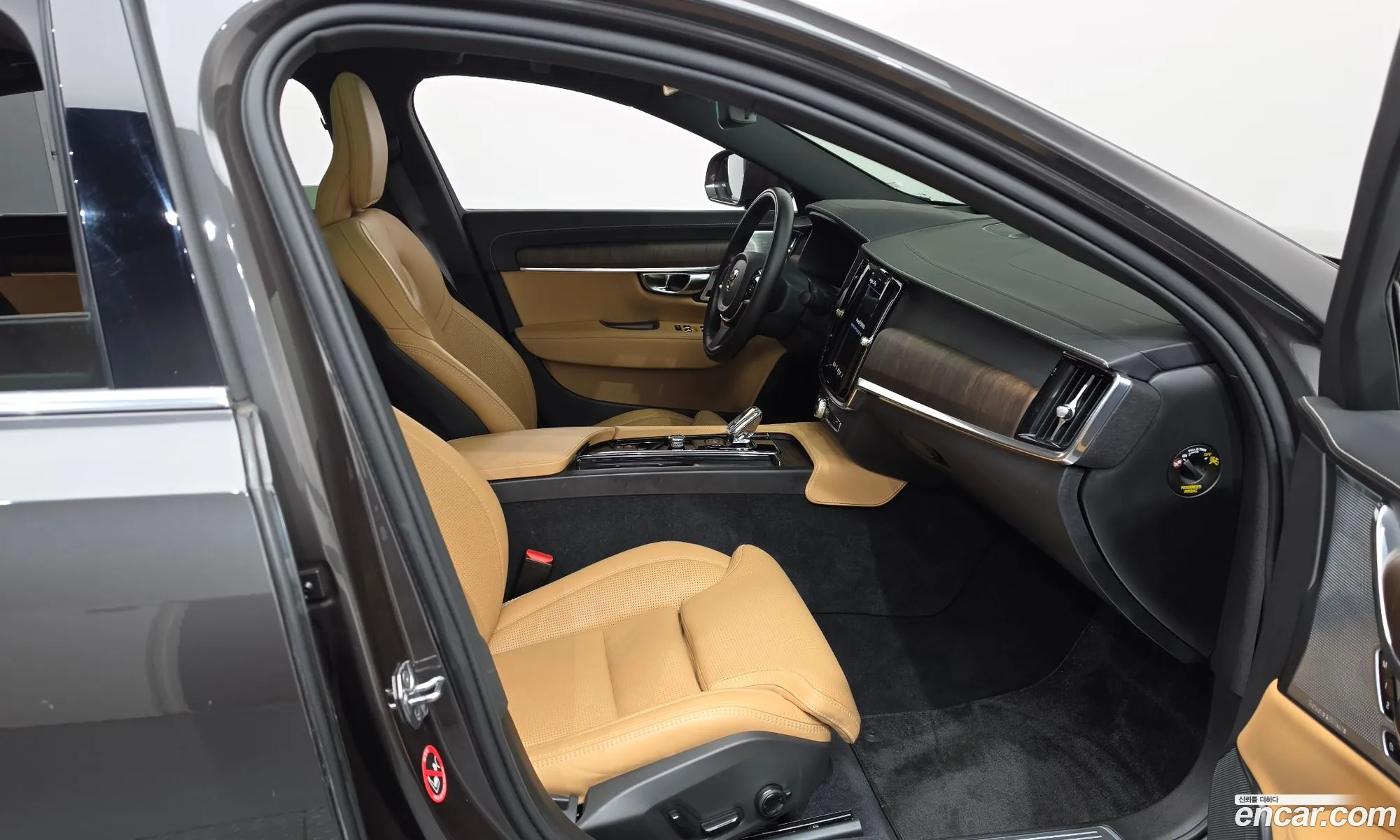 Volvo S90 2022 LVYPTL12DNP258596 — 31