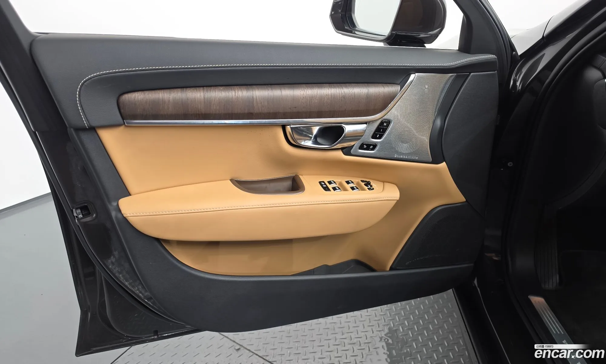Volvo S90 2022 LVYPTL12DNP258596 — 34