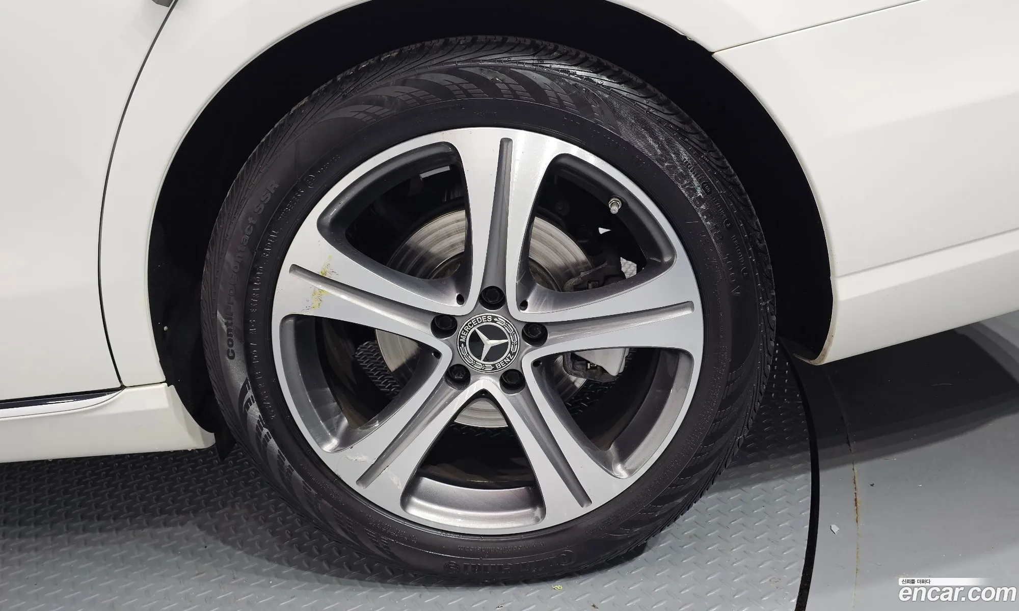Mercedes-Benz E-Class W213 2018 WDDZF4JB0KA522191 — 20