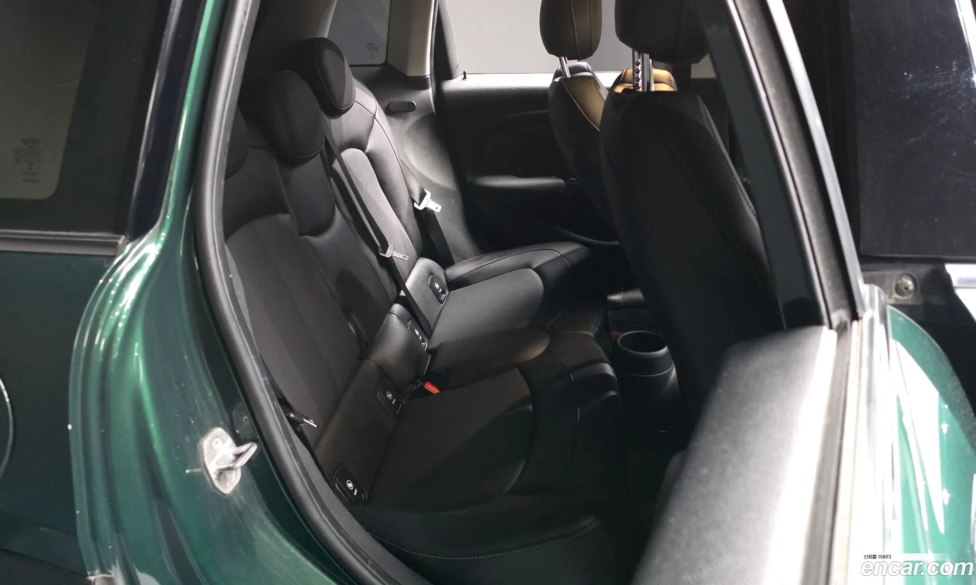 Mini Cooper D 2017 — 3