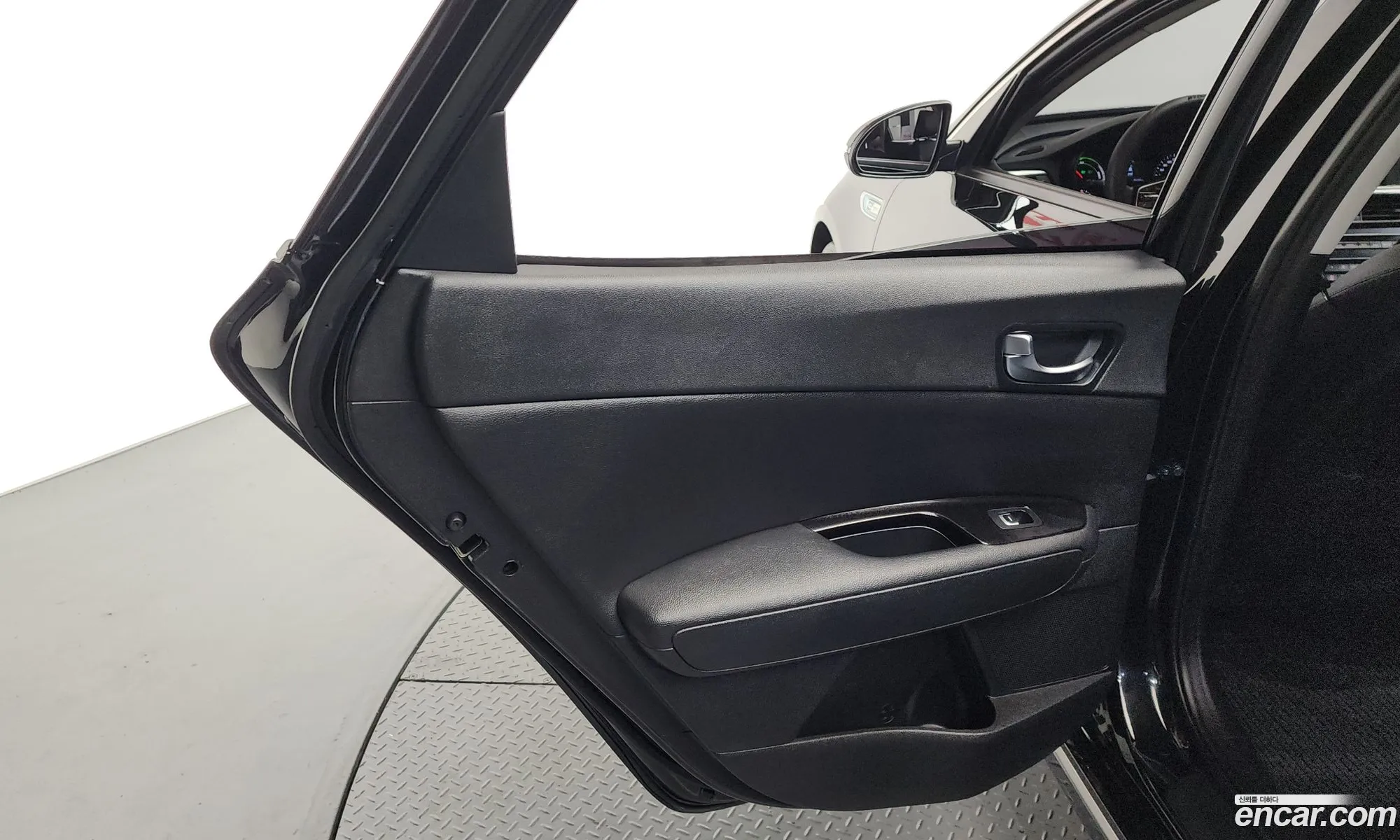 Kia K5 Hybrid 2019 — 6