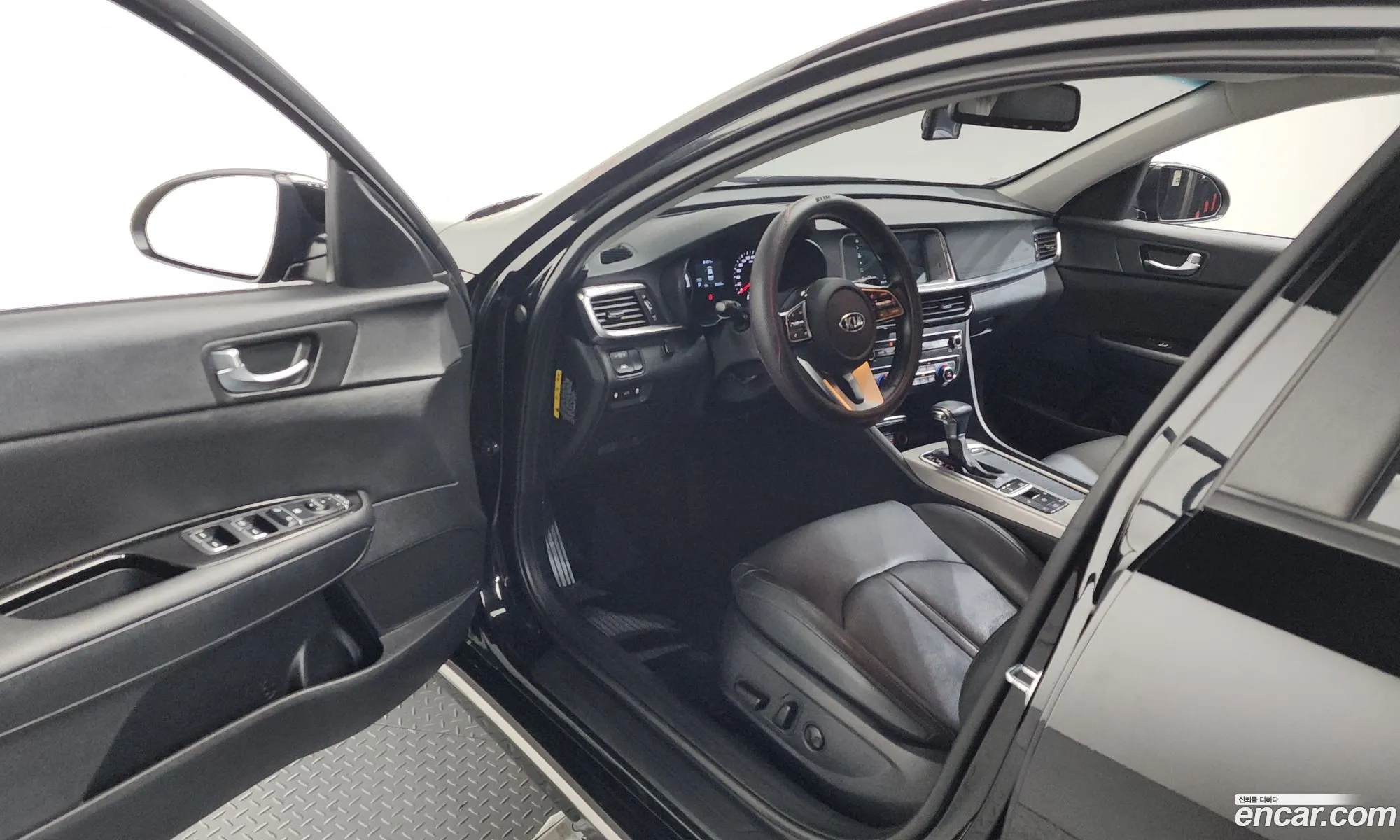 Kia K5 Hybrid 2019 — 19