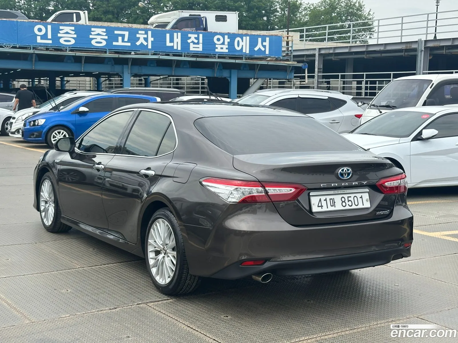 Toyota Camry 2019 — 5