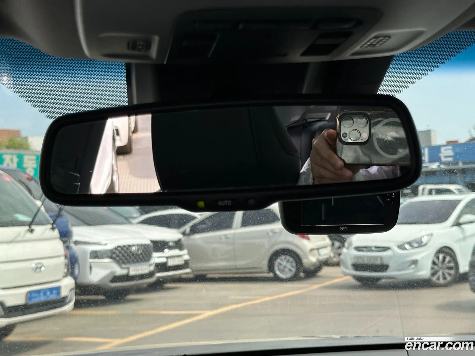 Toyota Camry 2019 — 11