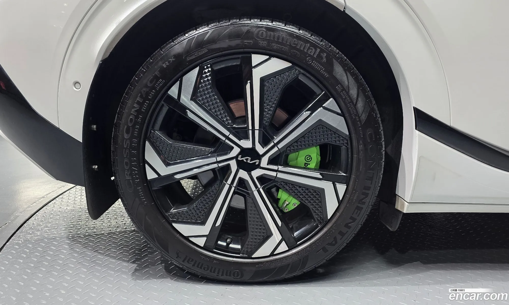 Kia EV6 2022 — 23