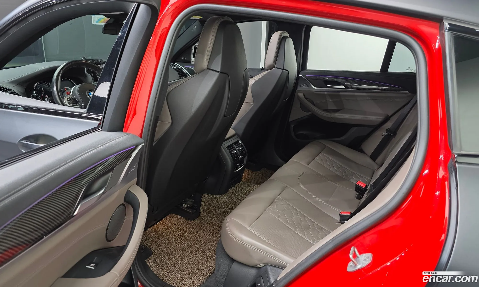 BMW X4 M 2019 WBSUJ0108LLS68691 — 11
